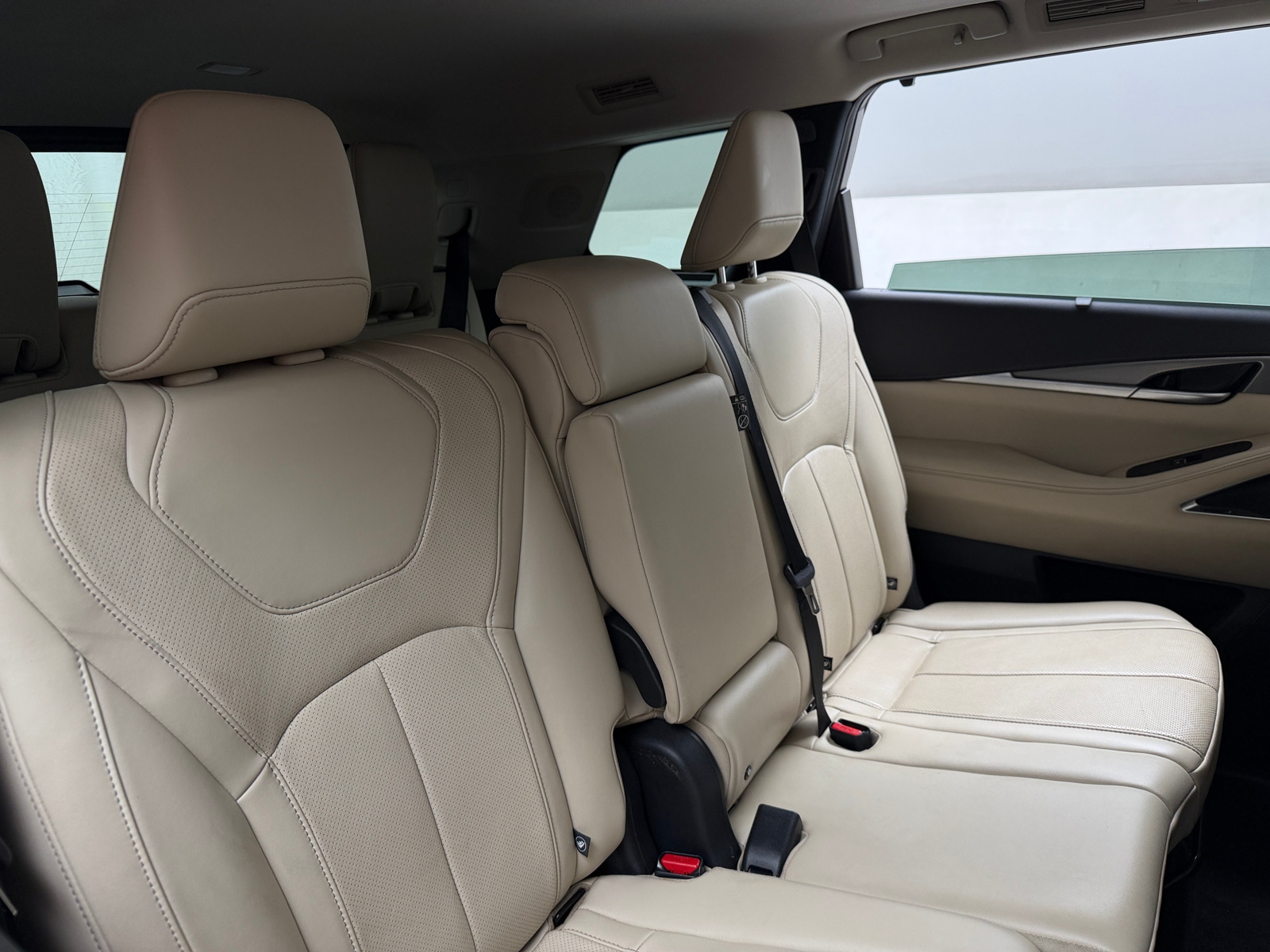 Thumbnail: 2023 INFINITI QX60 - 5