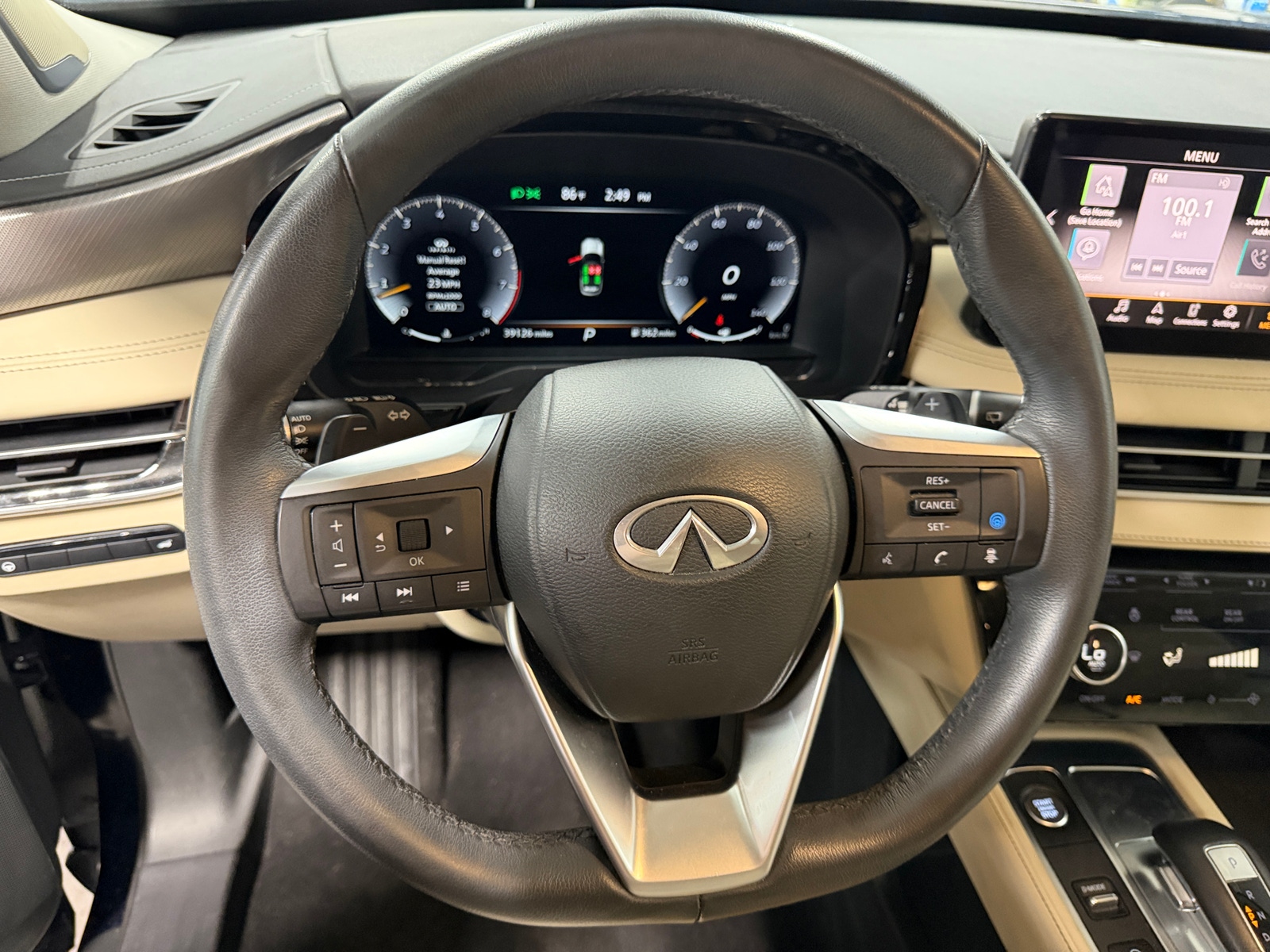 Thumbnail: 2023 INFINITI QX60 - 4