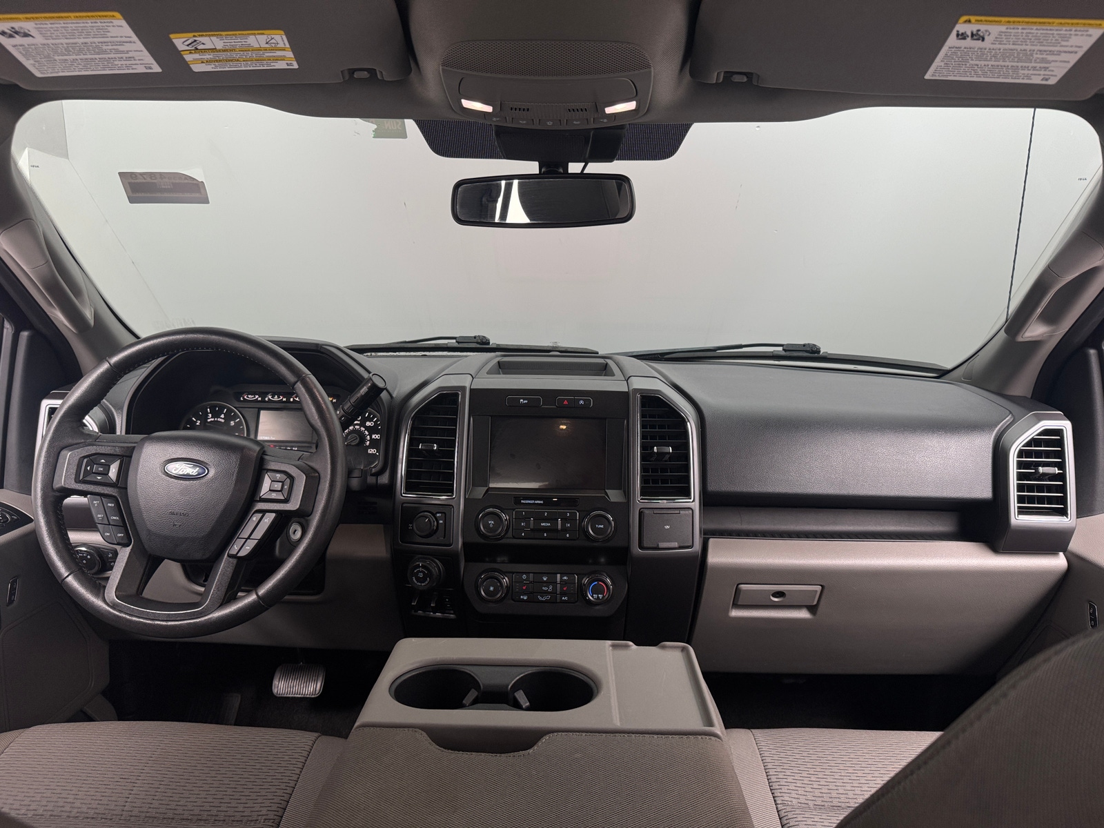 Thumbnail: 2019 Ford Econoline - 3