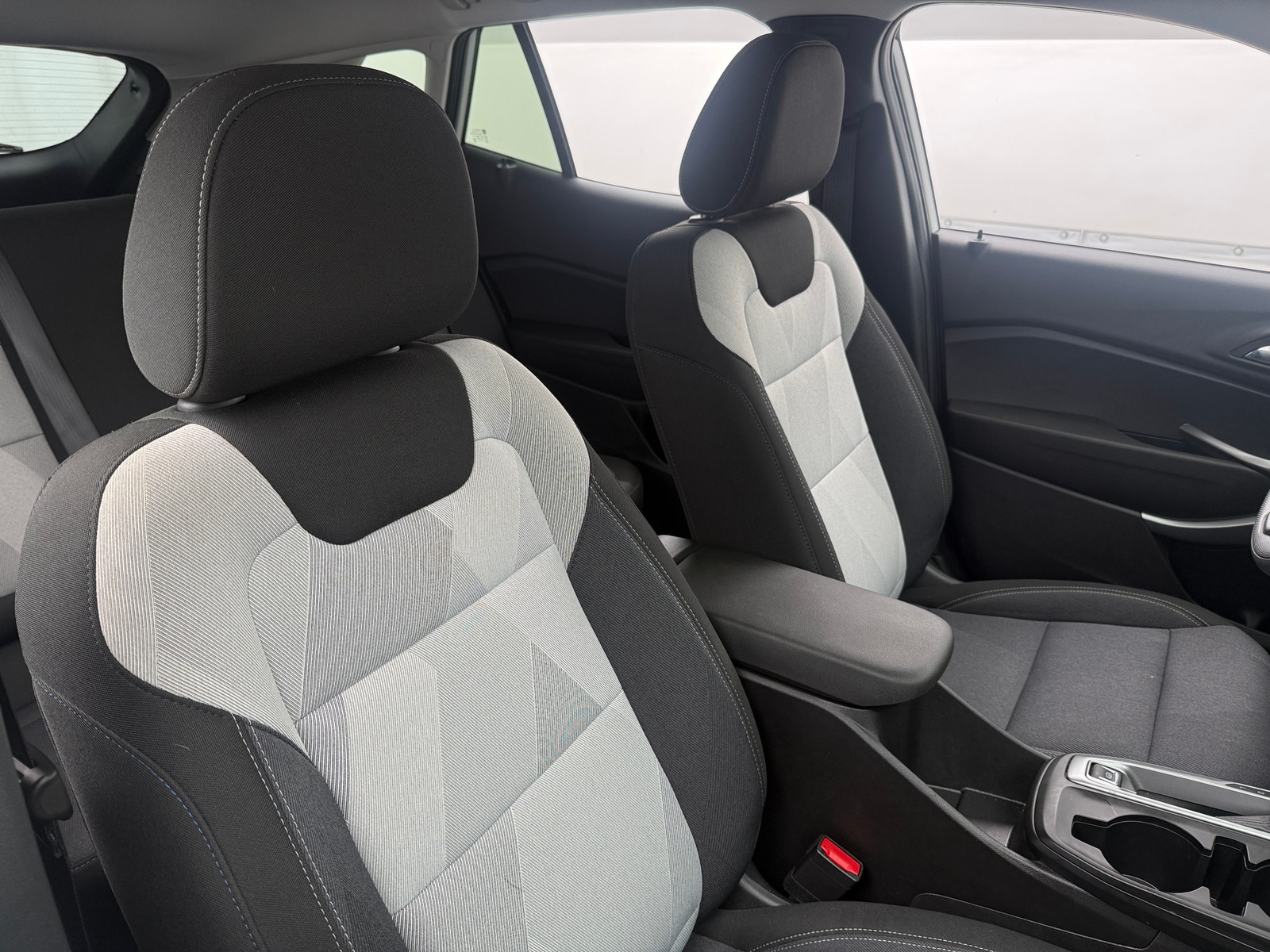 Thumbnail: 2026 Chevrolet Trax - 2