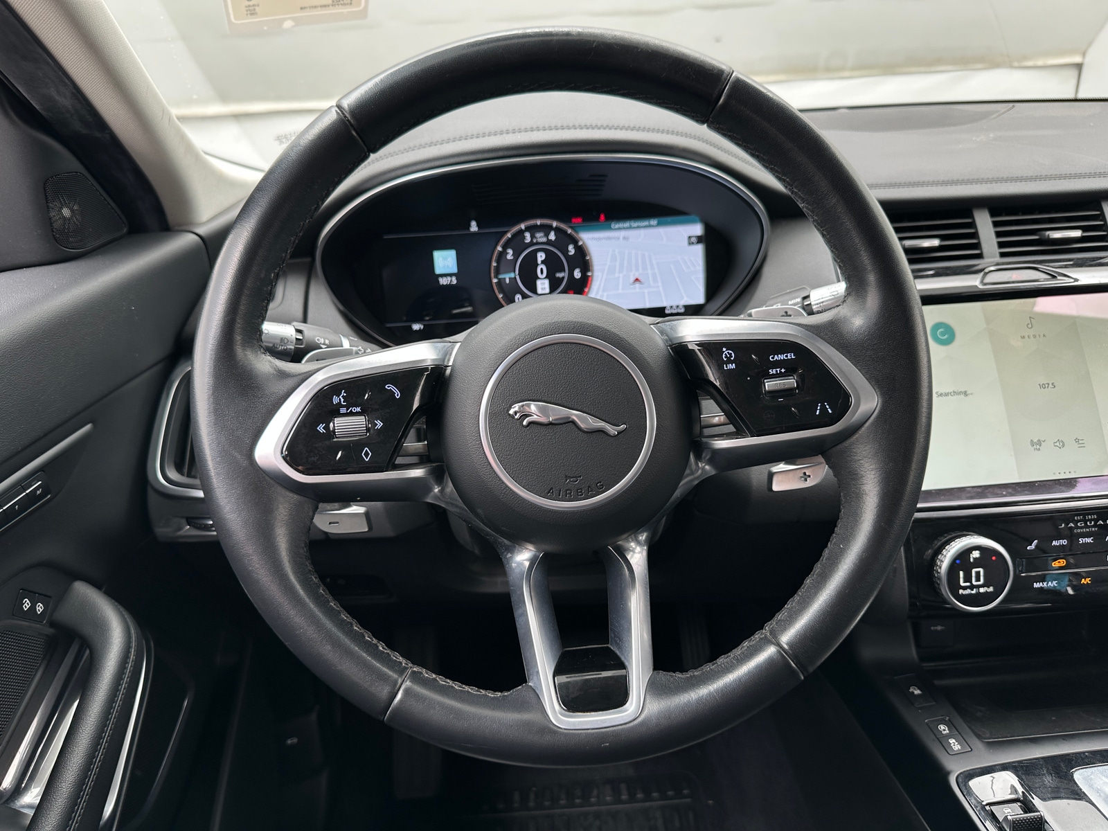 Thumbnail: 2021 Jaguar E-Pace - 4