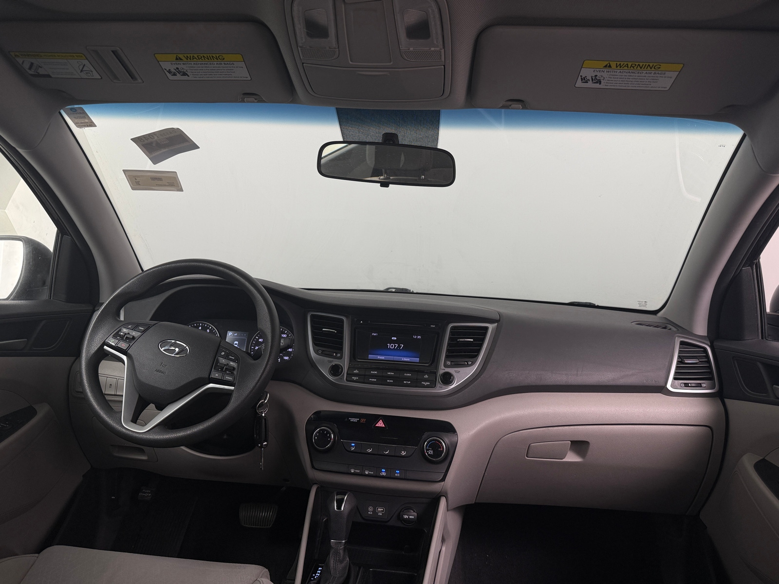 Thumbnail: 2017 Hyundai Tucson - 3