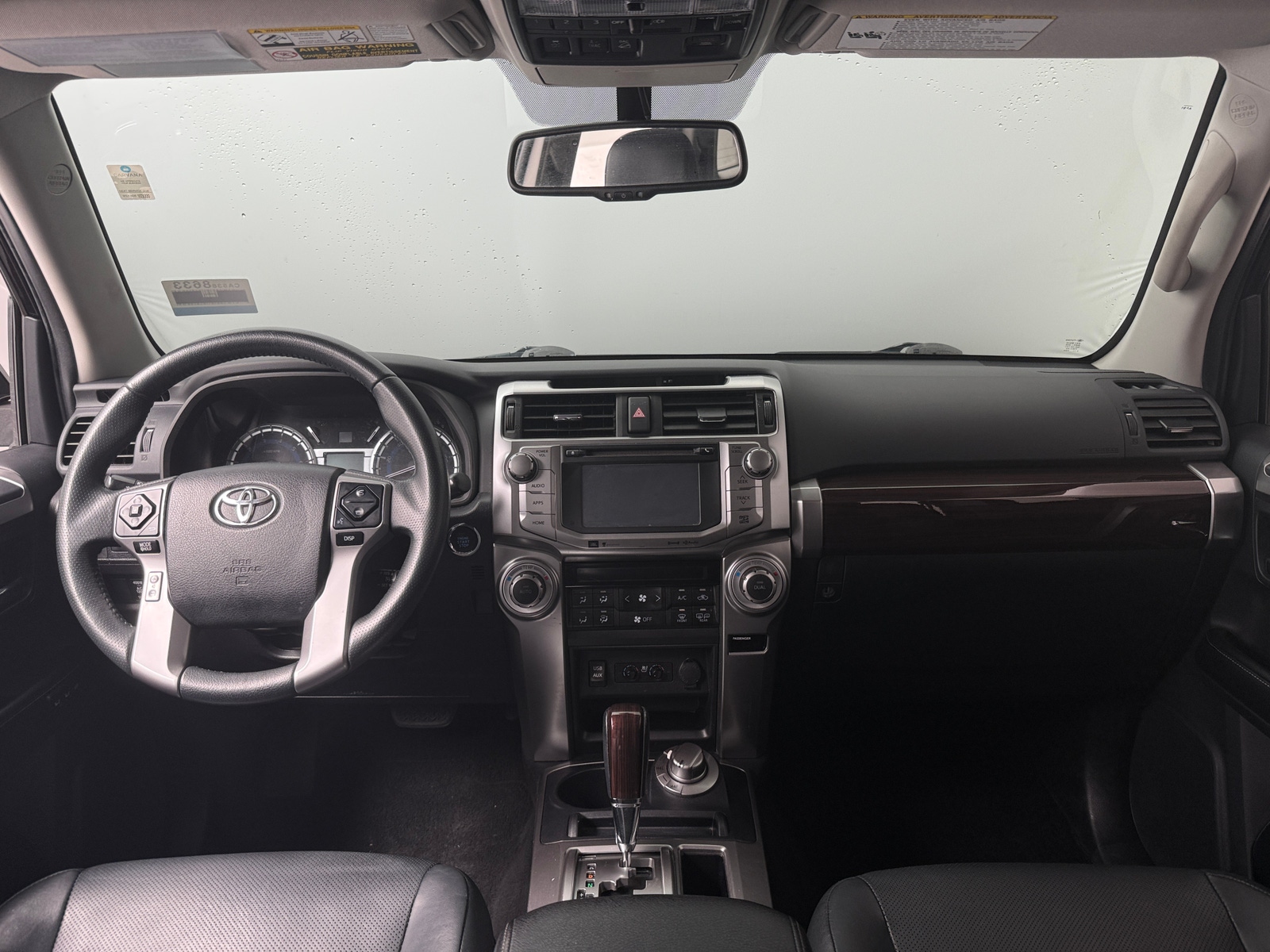 Thumbnail: 2016 Toyota 4Runner - 3