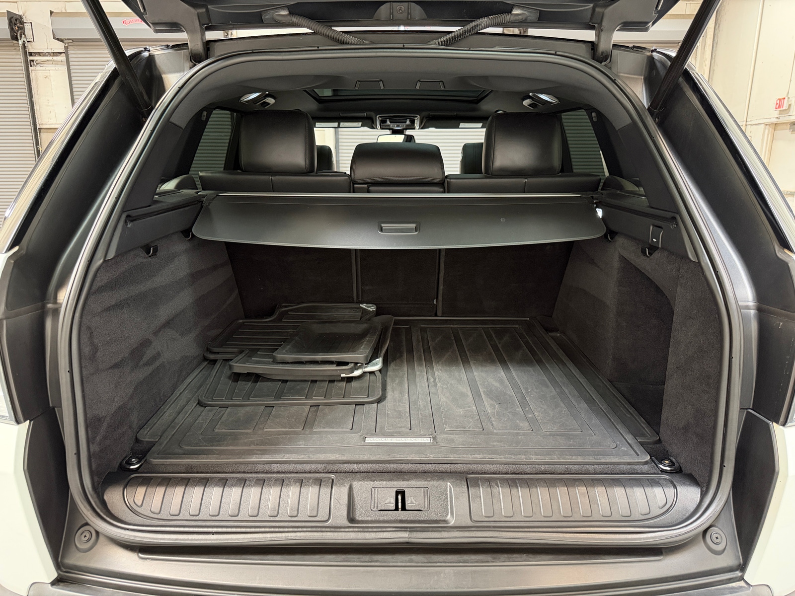 Thumbnail: 2016 Land Rover Range Rover Sport - 7