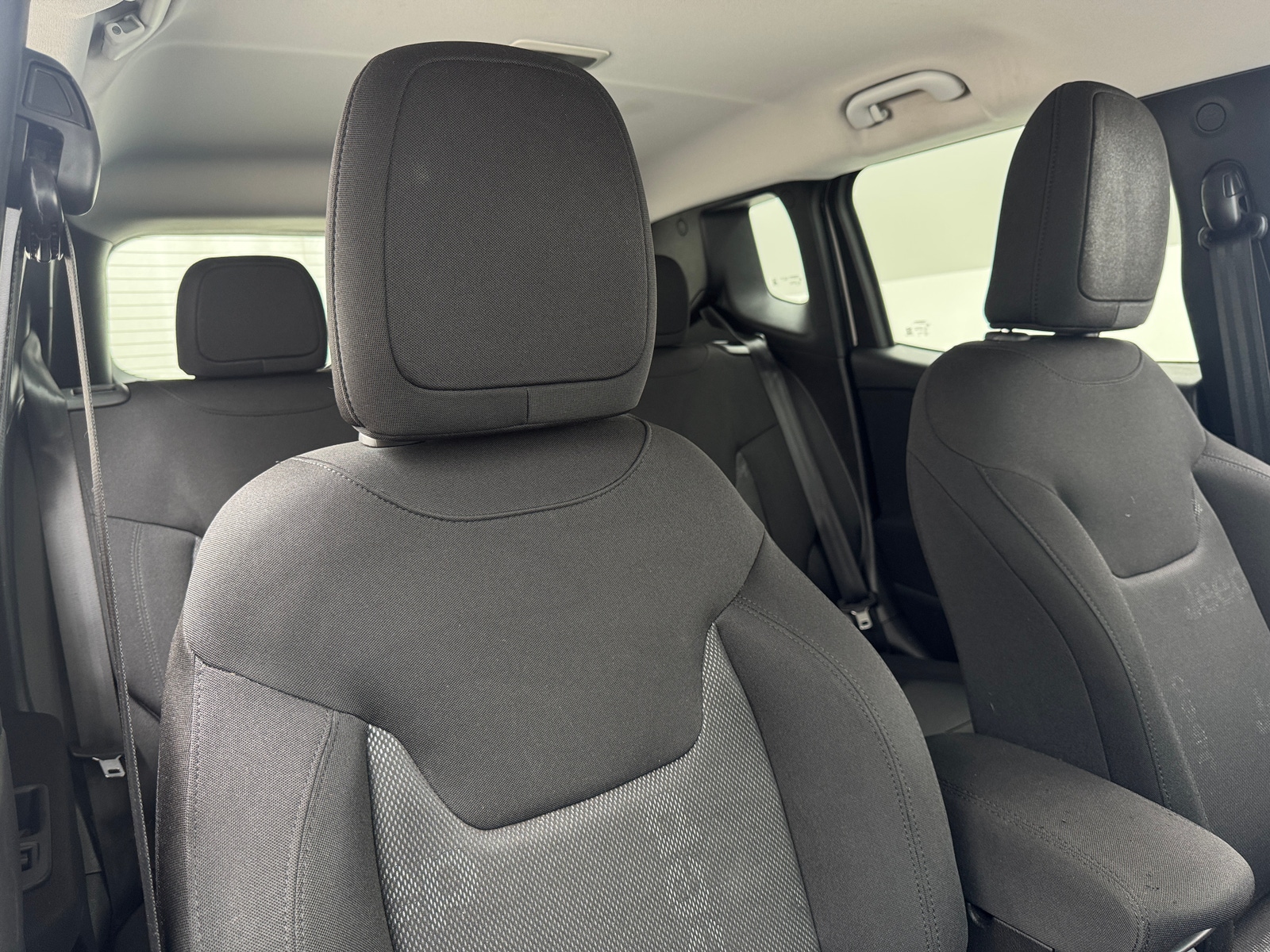 Thumbnail: 2017 Jeep Renegade - 2
