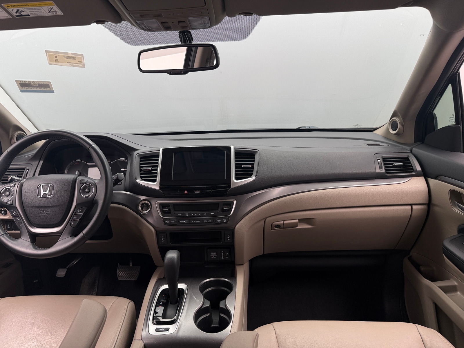 Thumbnail: 2017 Honda Pilot - 2