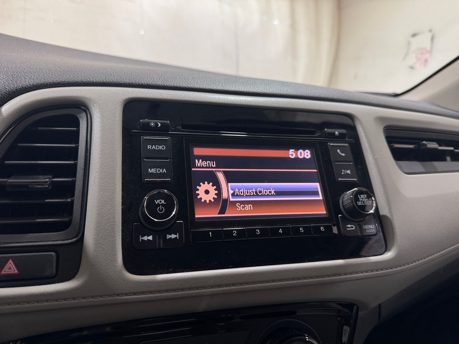 Thumbnail: 2020 Honda HR-V - 4