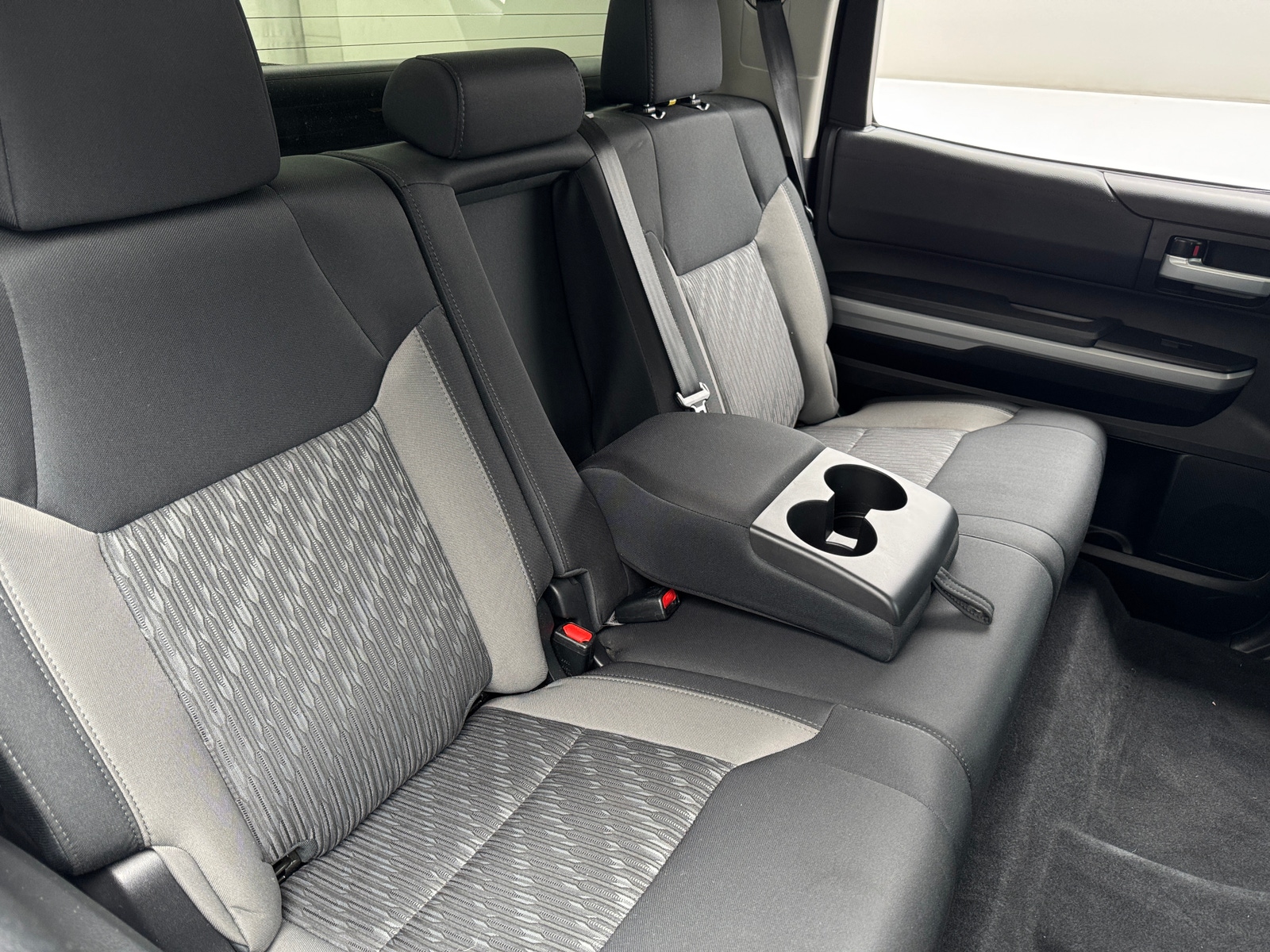 Thumbnail: 2020 Toyota Tundra - 6