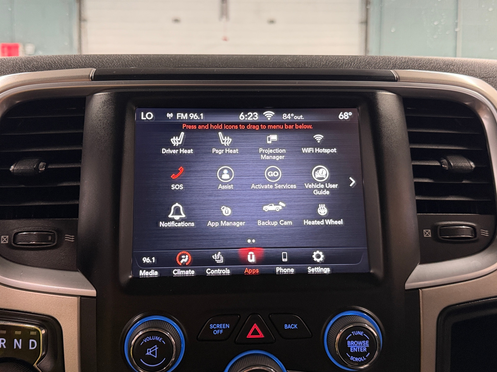 Thumbnail: 2020 RAM 1500 Classic - 4