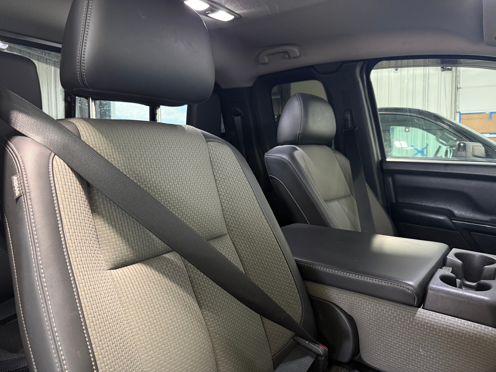 Thumbnail: 2018 Nissan Titan - 2