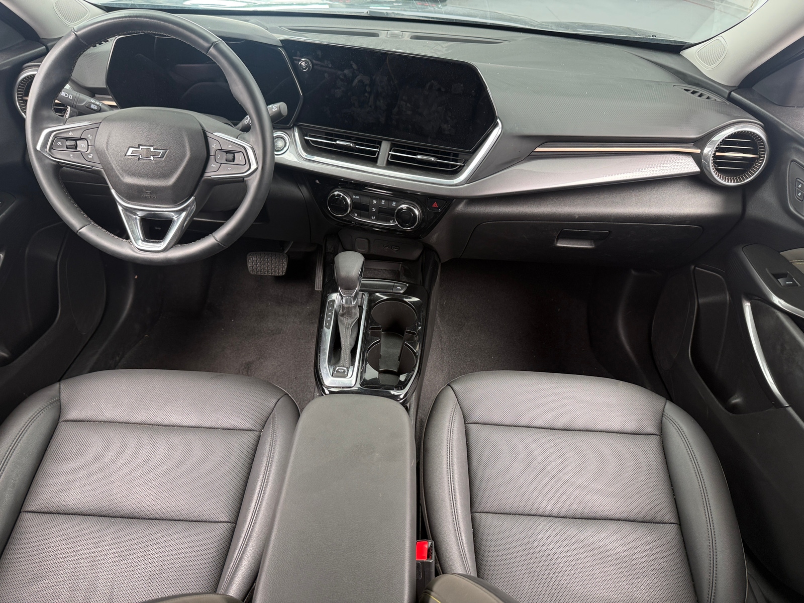 Thumbnail: 2025 Chevrolet Trax - 2