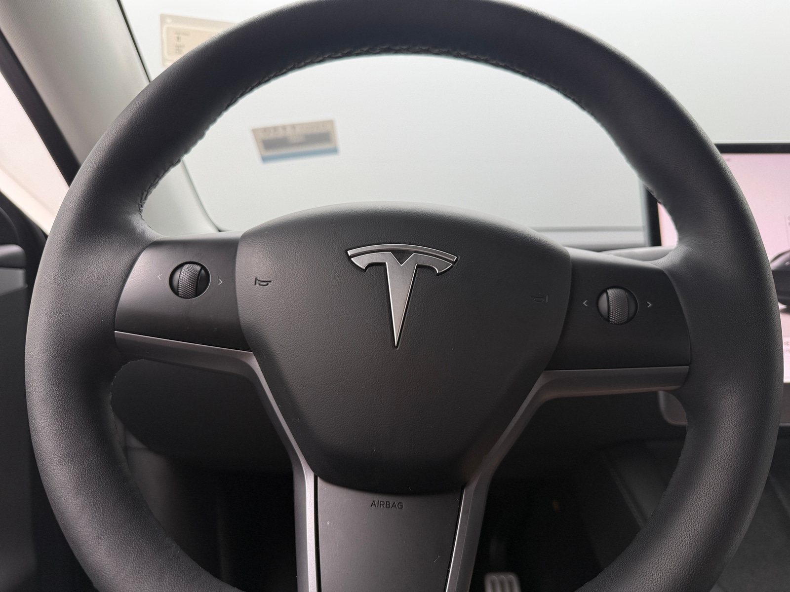 Thumbnail: 2023 Tesla Model Y - 4