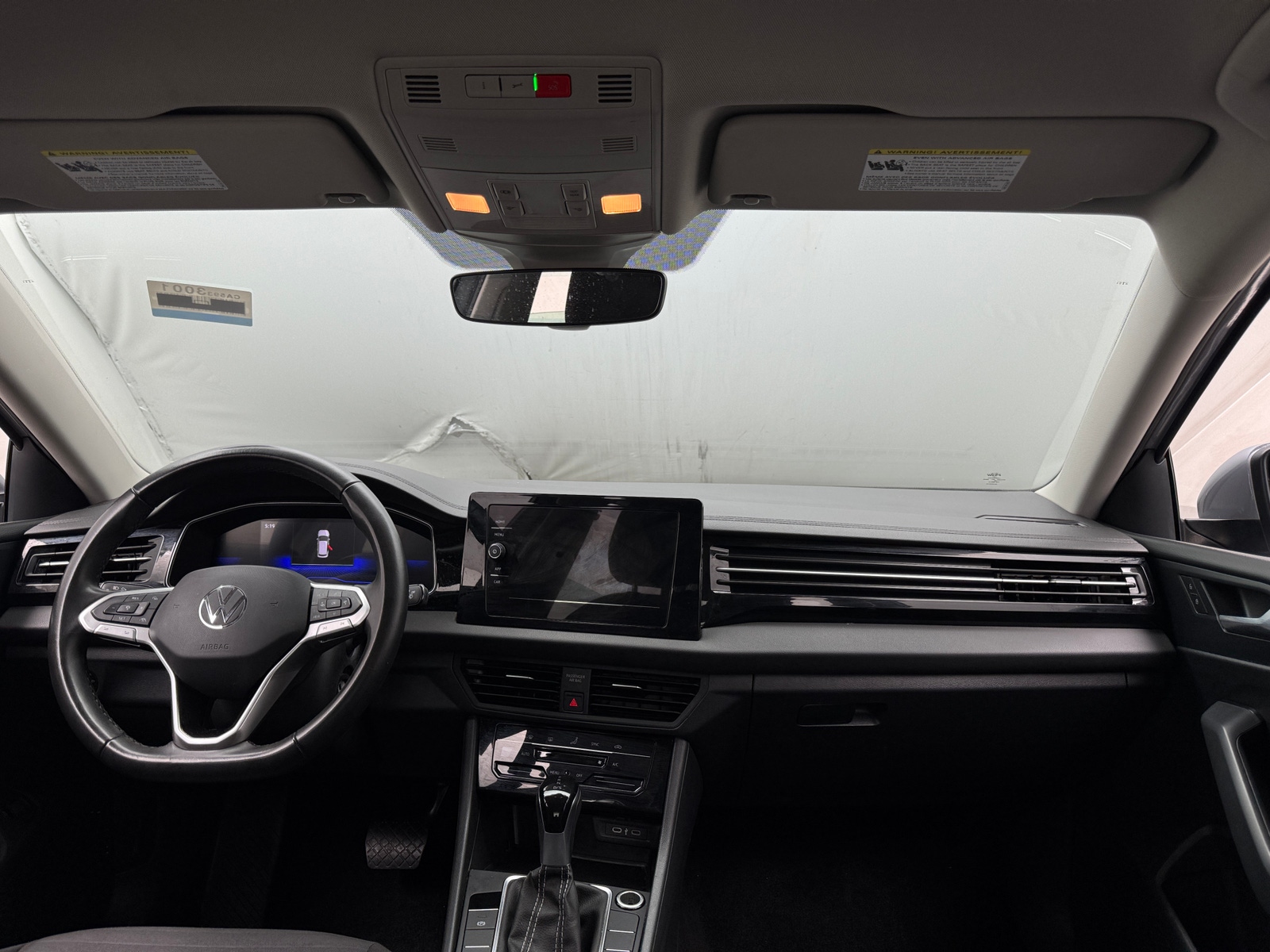 Thumbnail: 2025 Volkswagen Jetta - 3