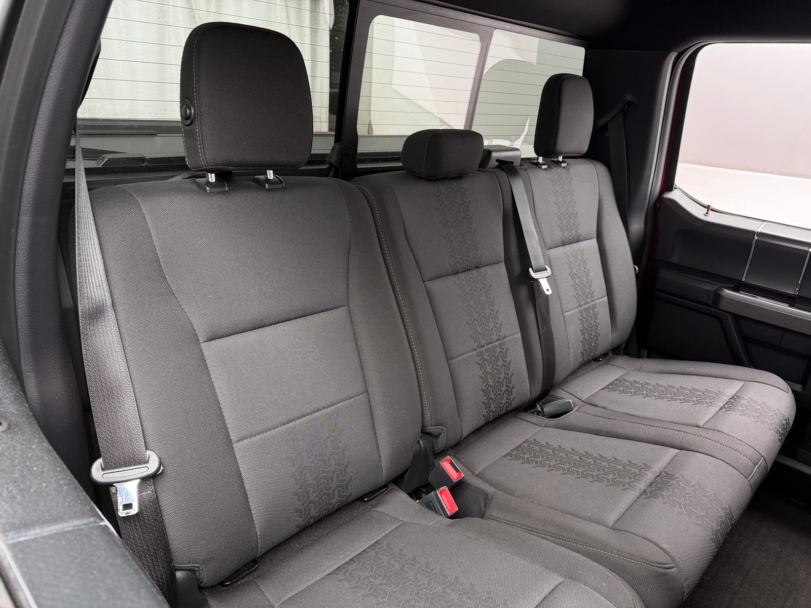 Thumbnail: 2018 Ford Econoline - 6