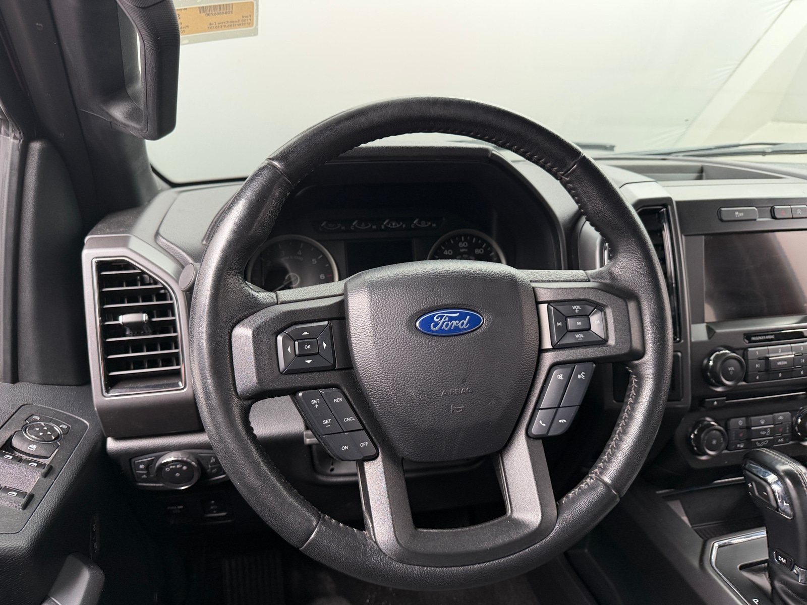 Thumbnail: 2018 Ford Econoline - 5