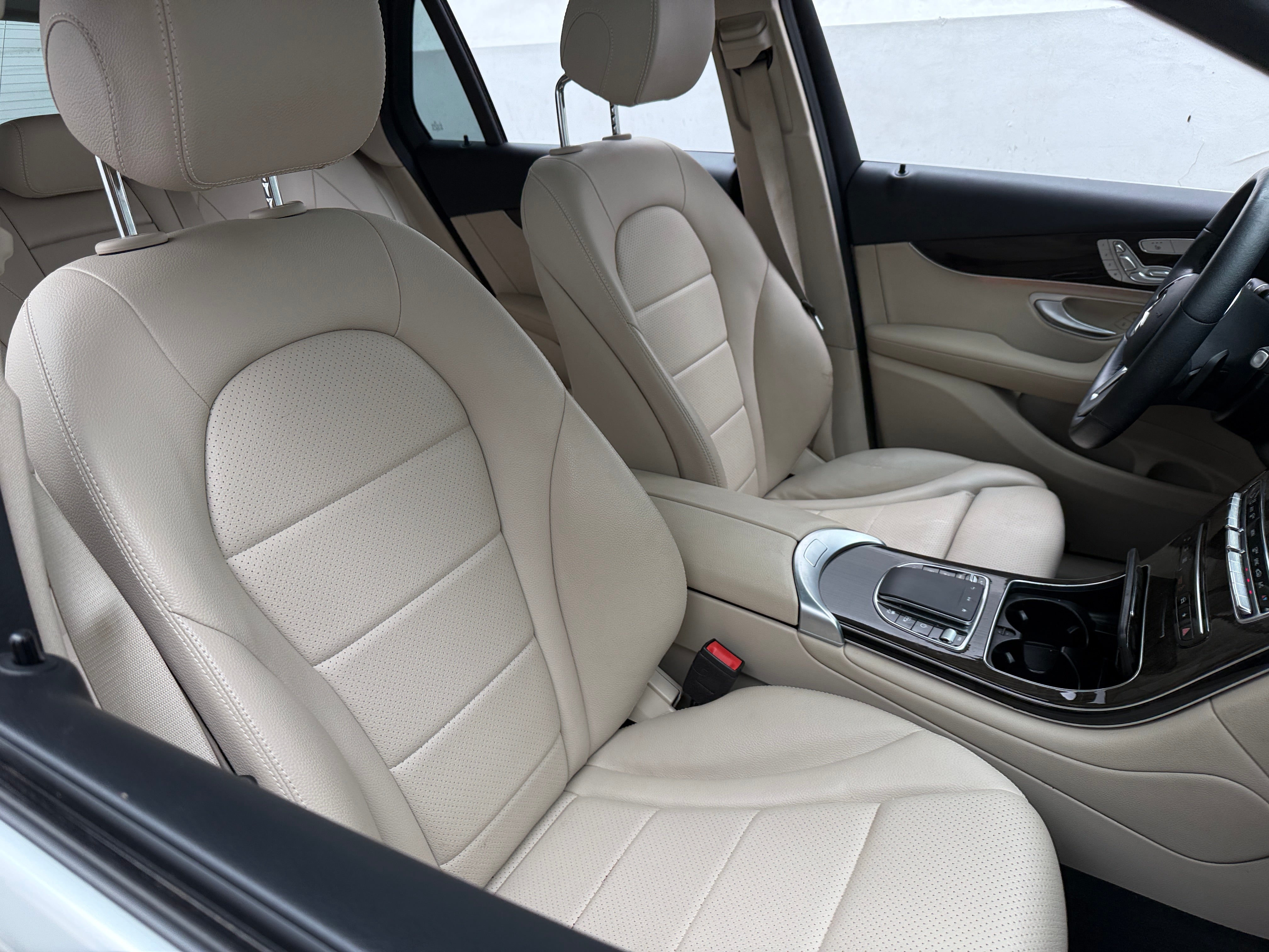 2022 Mercedes-Benz GLC