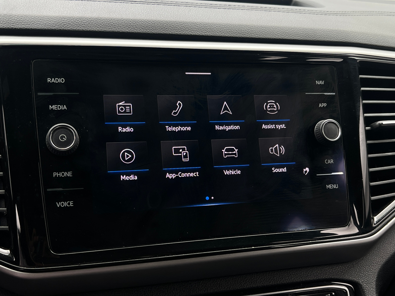 Thumbnail: 2021 Volkswagen Atlas - 3