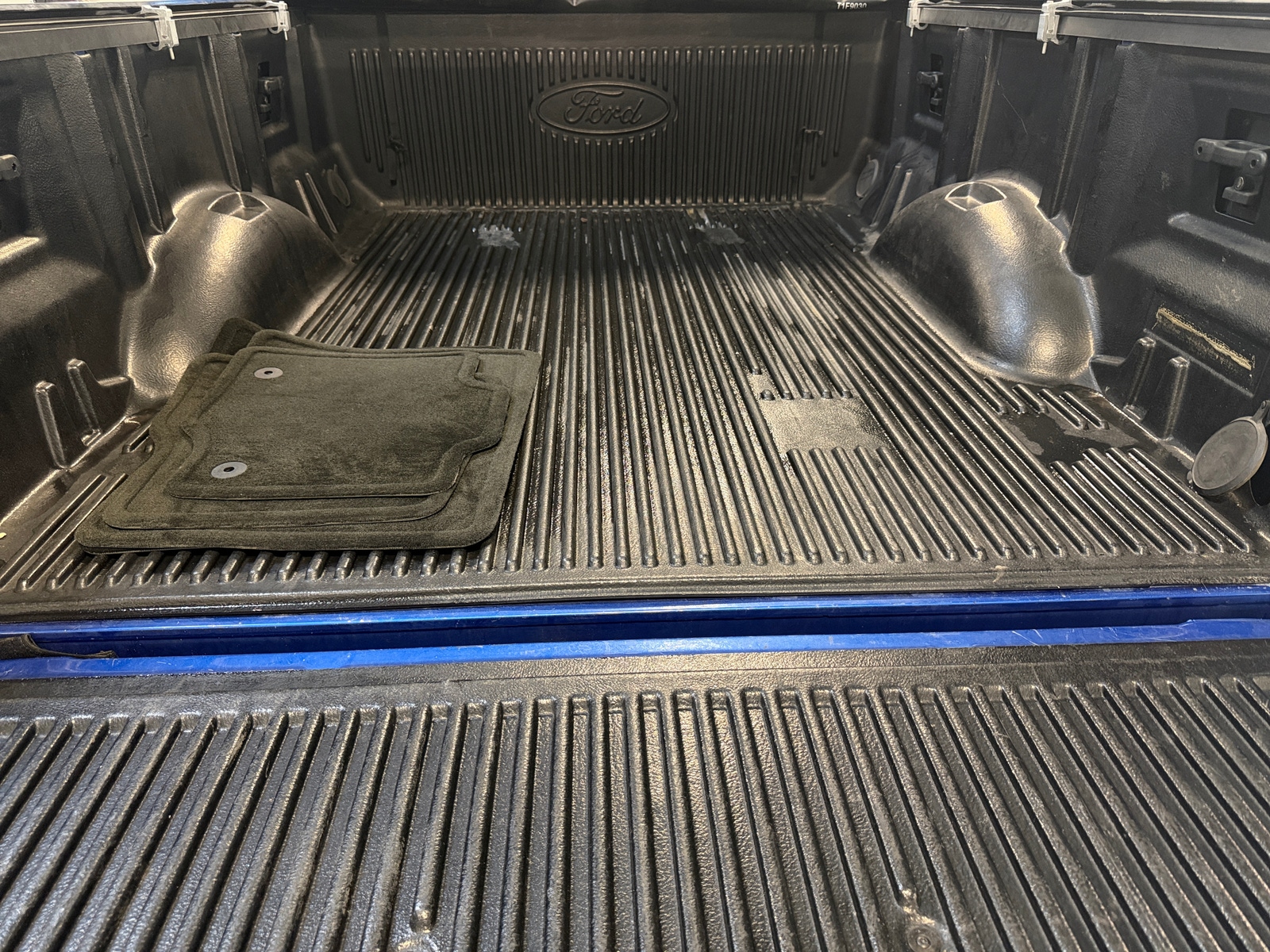Thumbnail: 2016 Ford Econoline - 7