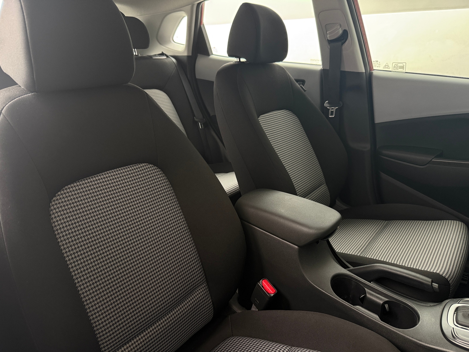 Thumbnail: 2021 Hyundai Kona - 2