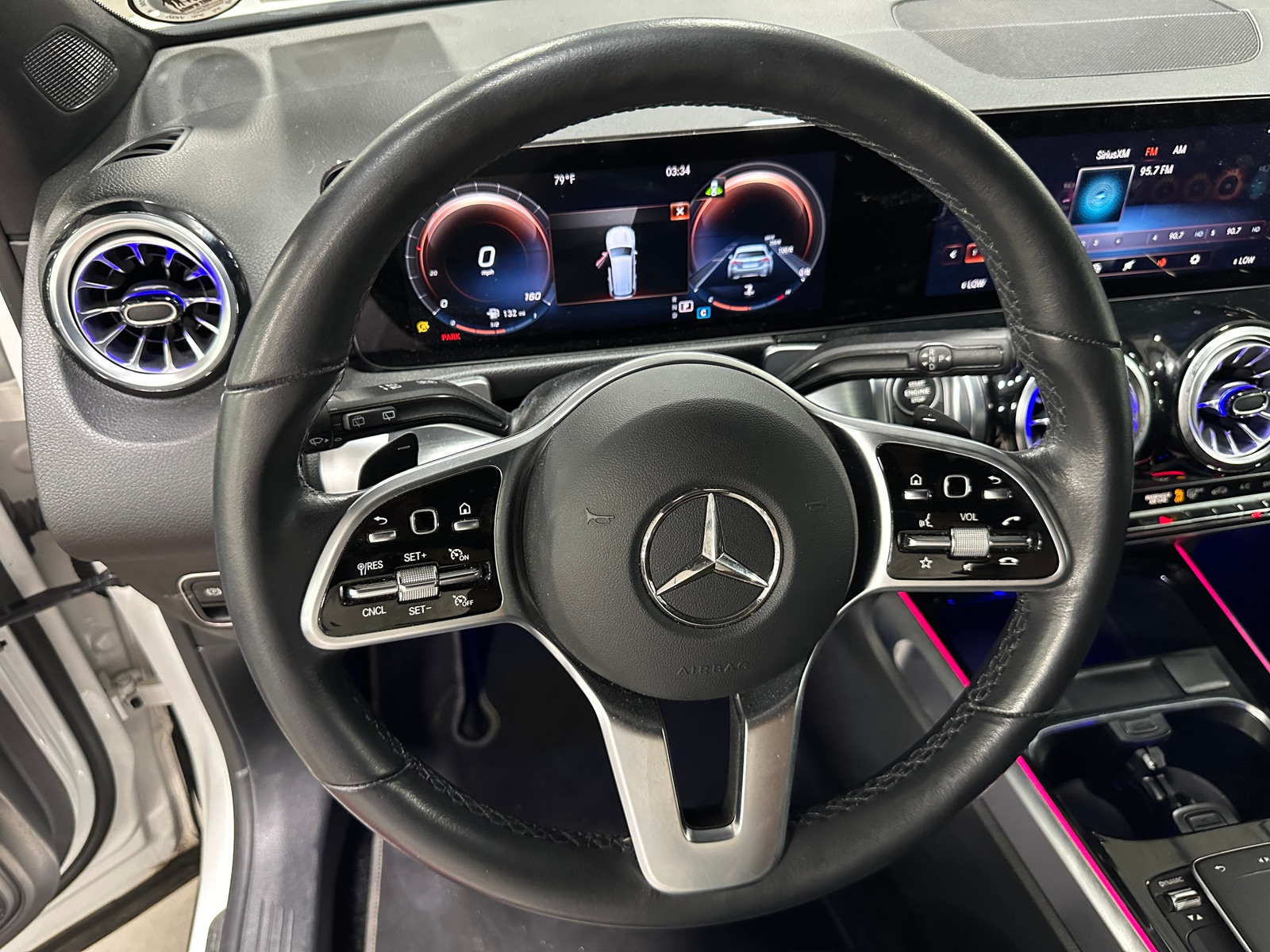 Thumbnail: 2023 Mercedes-Benz GLB - 4