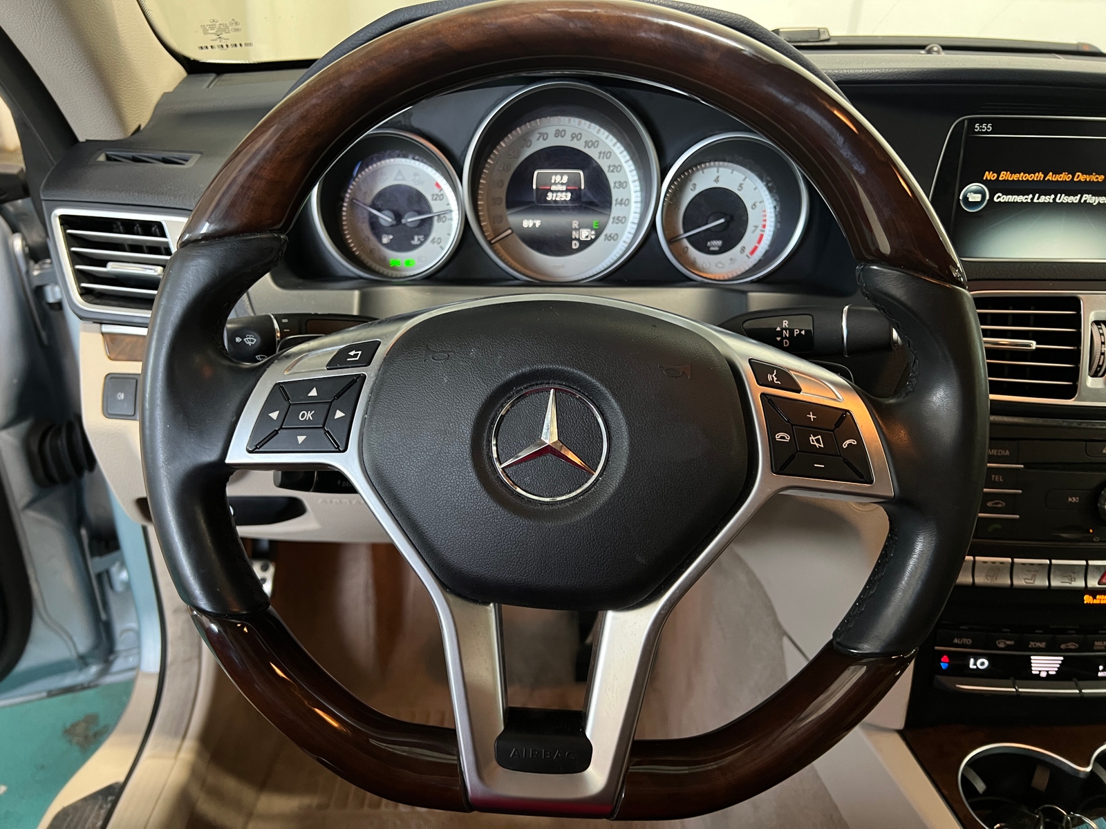 Thumbnail: 2016 Mercedes-Benz E-Class - 4