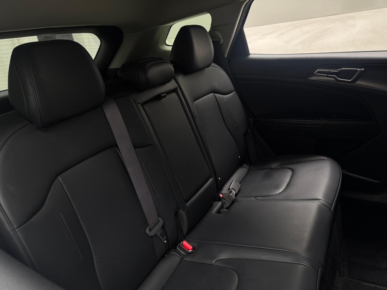 Thumbnail: 2023 Kia Sportage - 5