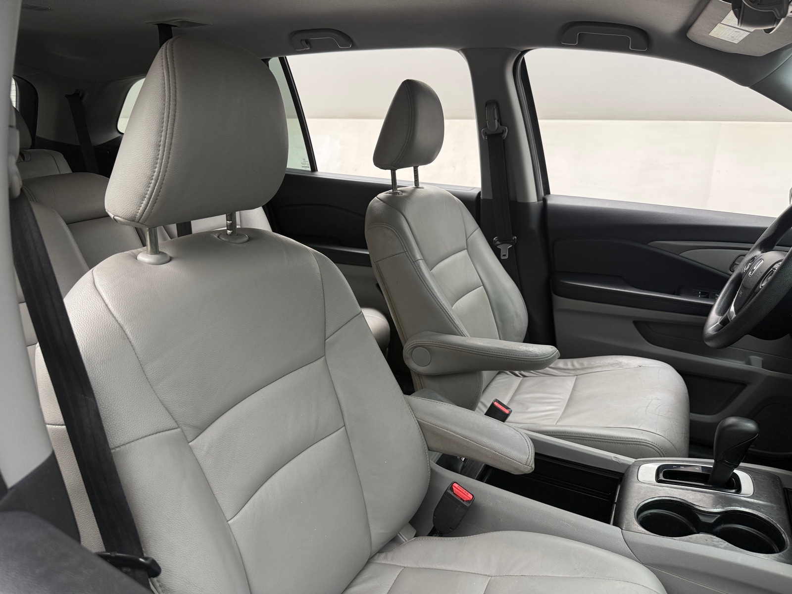 Thumbnail: 2016 Honda Pilot - 2
