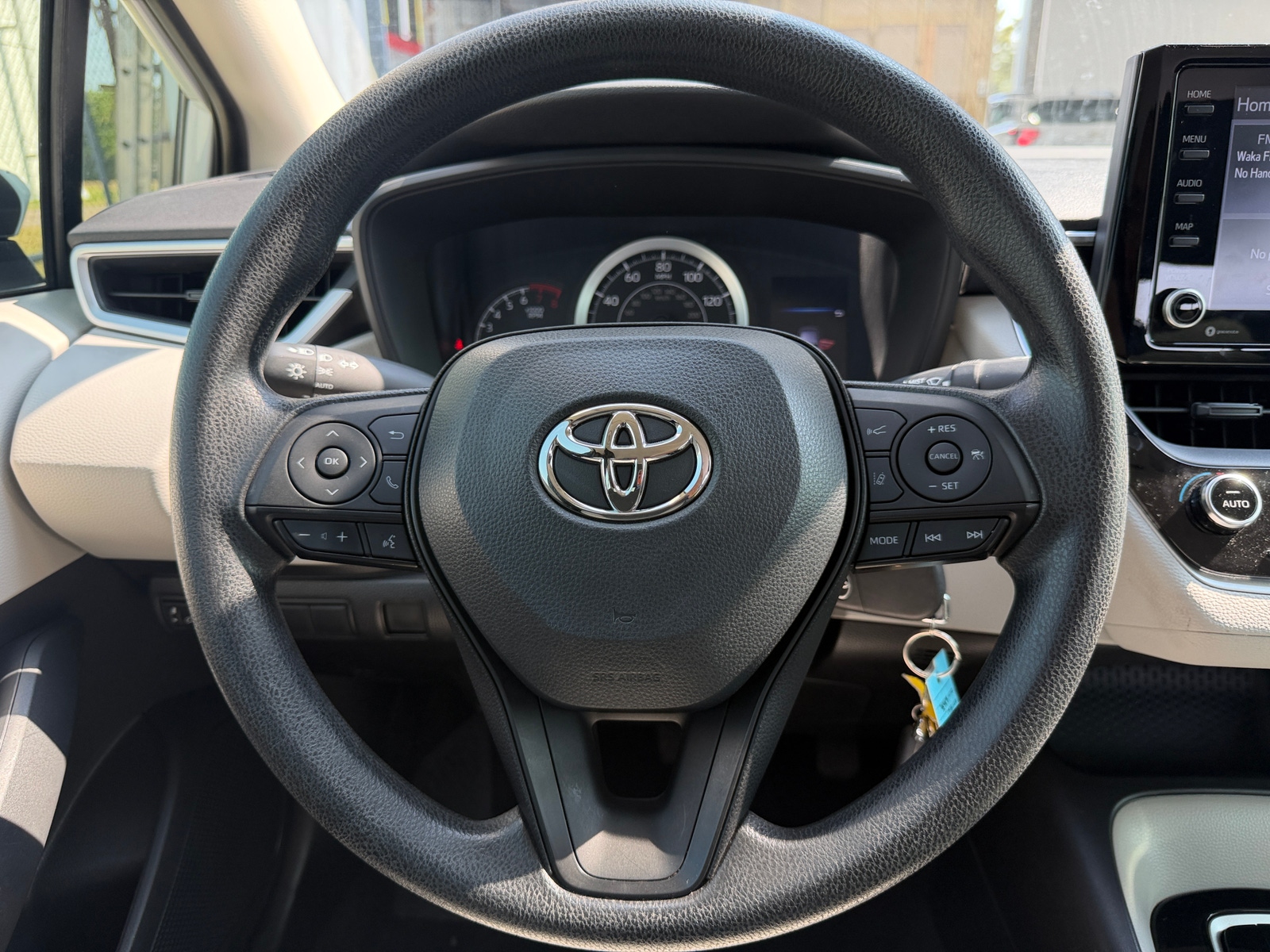 Thumbnail: 2022 Toyota Corolla - 5