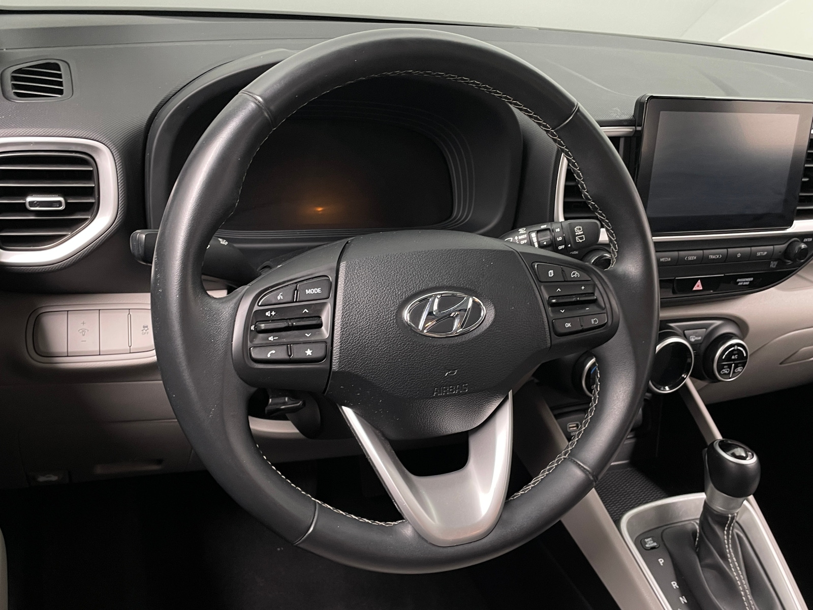 Thumbnail: 2025 Hyundai Venue - 5