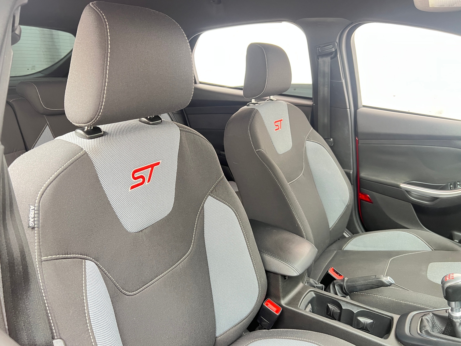 Thumbnail: 2016 Ford Focus - 2