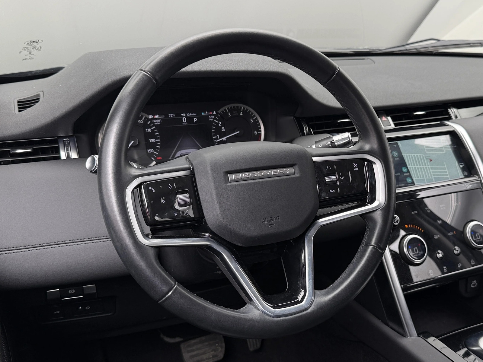 Thumbnail: 2021 Land Rover Discovery Sport - 4