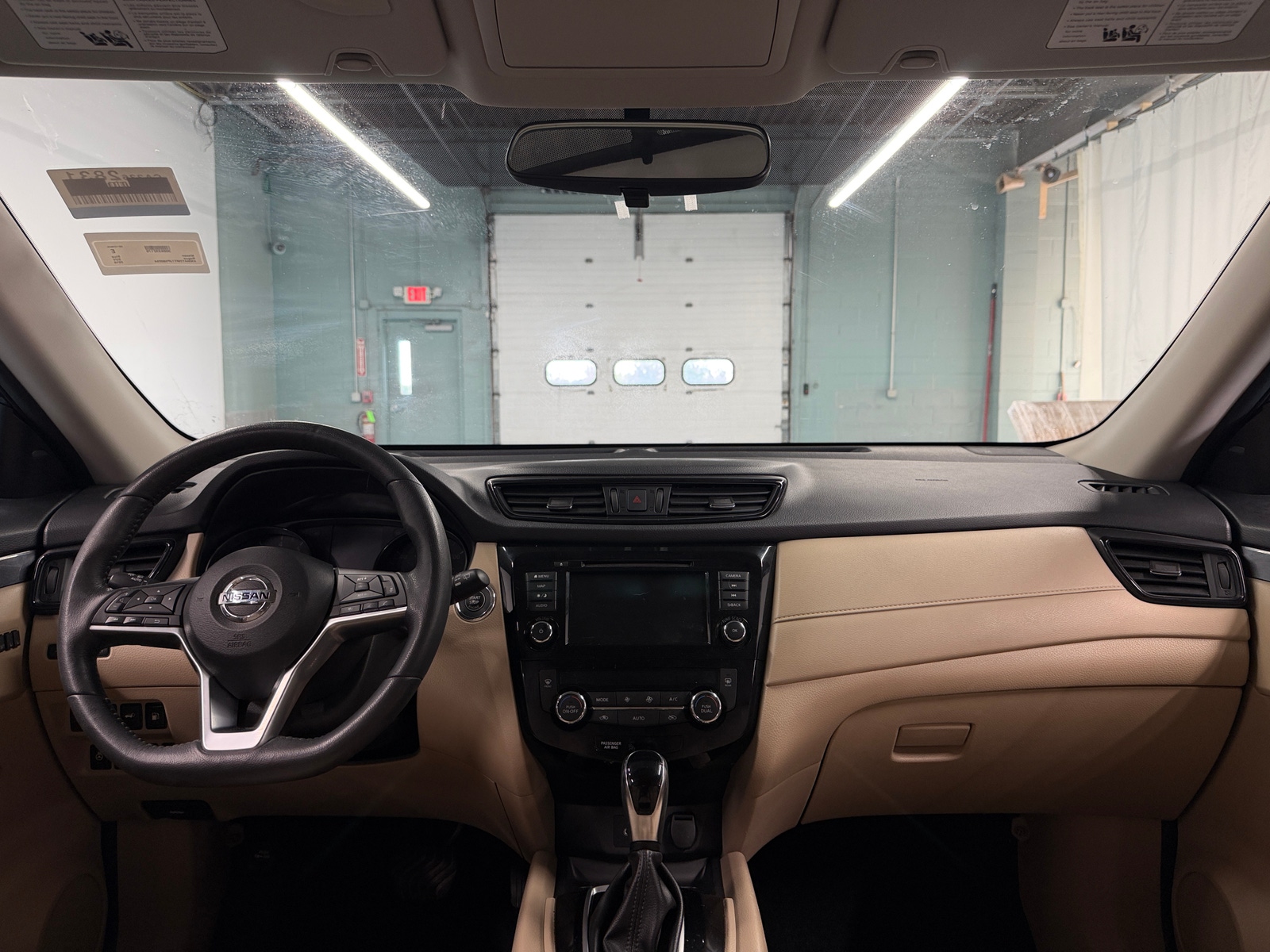 Thumbnail: 2018 Nissan Rogue - 3