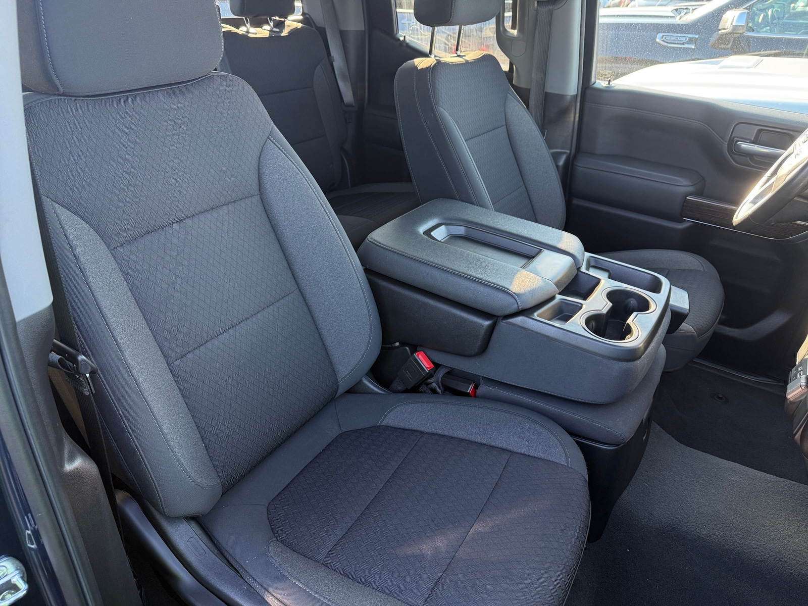 Thumbnail: 2022 GMC Sierra 1500 - 2