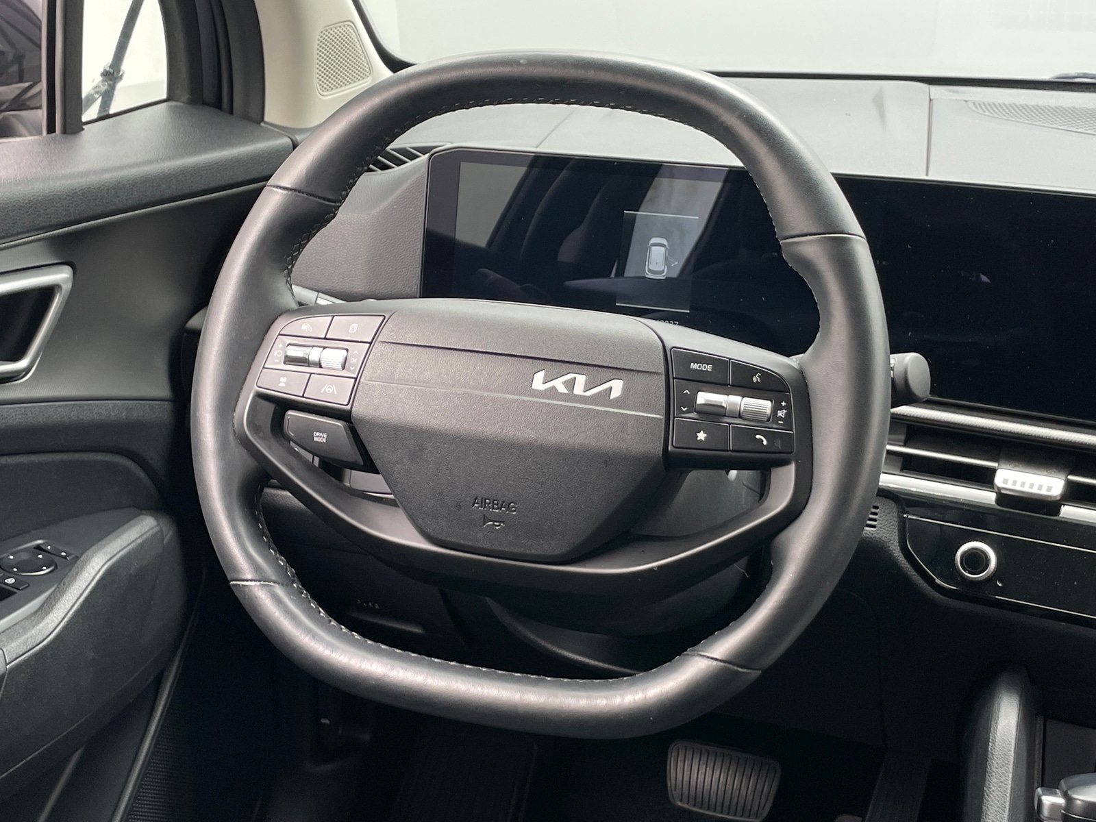 Thumbnail: 2026 Kia Sportage - 5