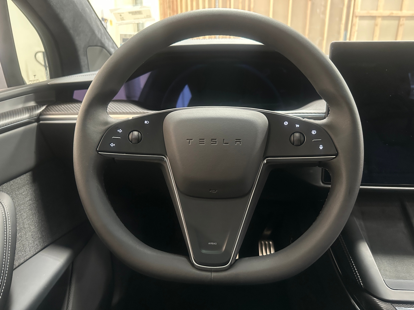 Thumbnail: 2026 Tesla Model X - 4