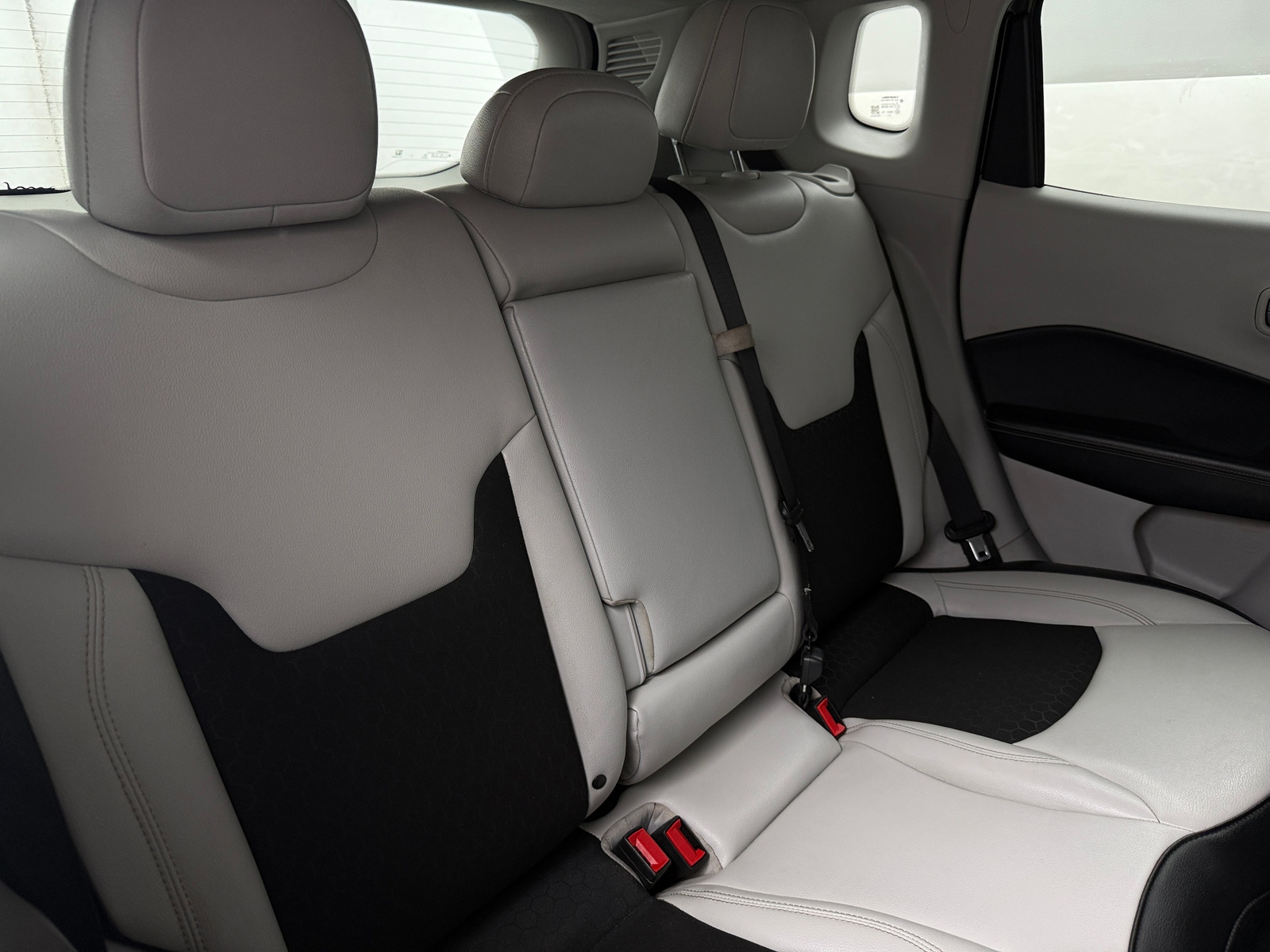 Thumbnail: 2021 Jeep Compass - 6