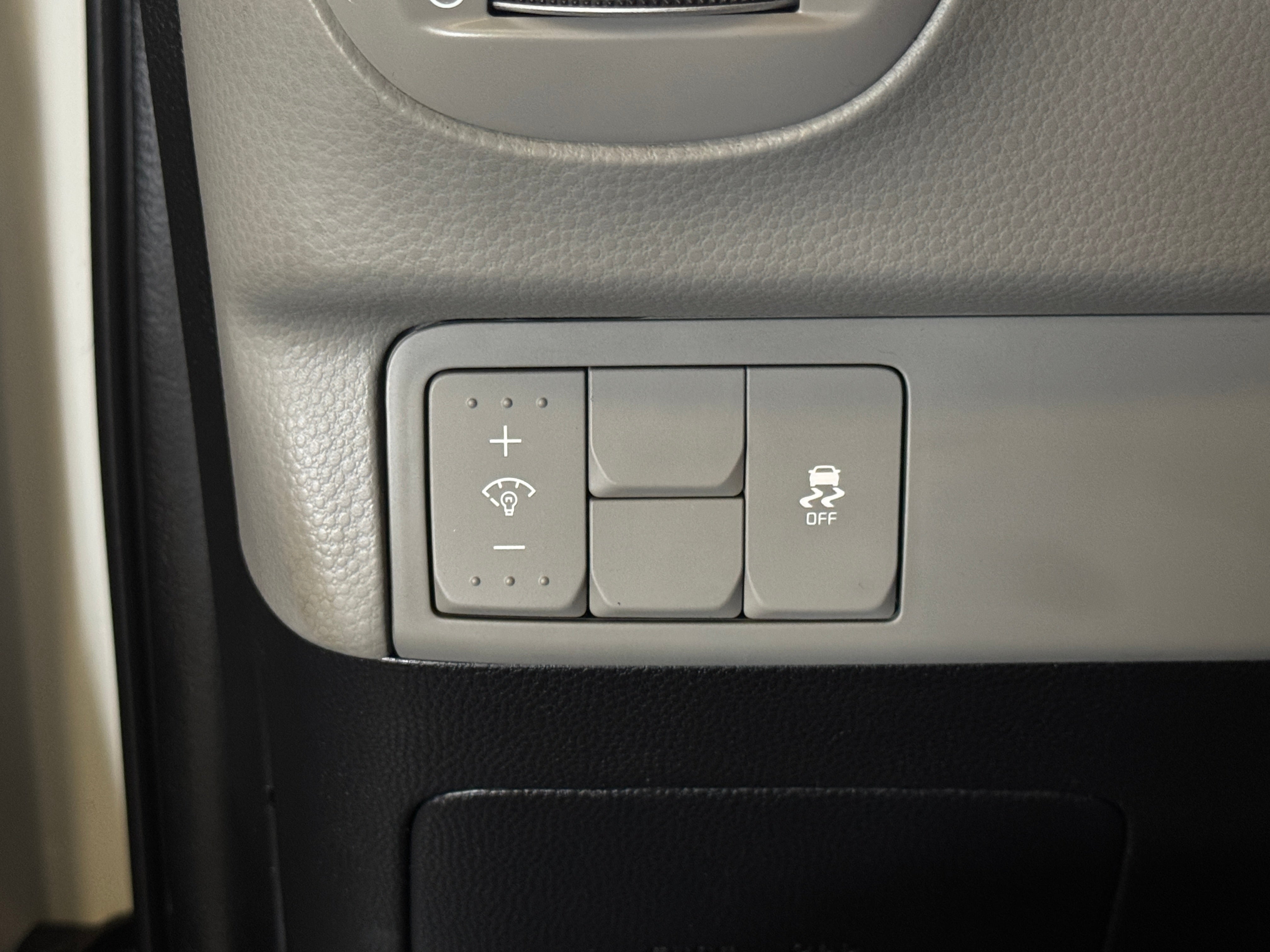 Used 2018 Kia Soul Base with VIN KNDJN2A2XJ7579024 for sale in South Chesterfield, VA