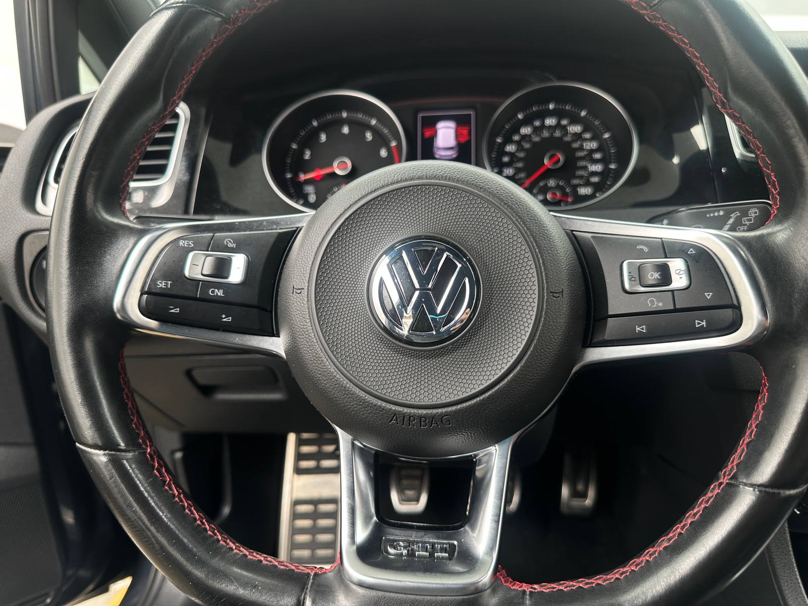 Thumbnail: 2018 Volkswagen Golf - 5
