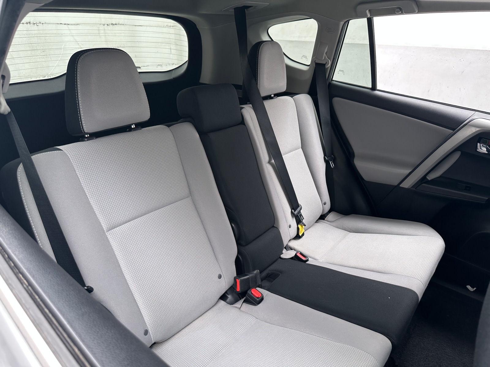 Thumbnail: 2017 Toyota RAV4 - 6