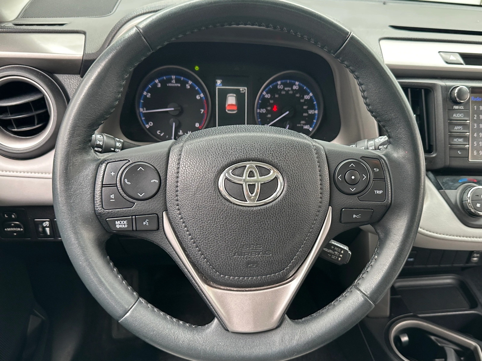 Thumbnail: 2017 Toyota RAV4 - 5