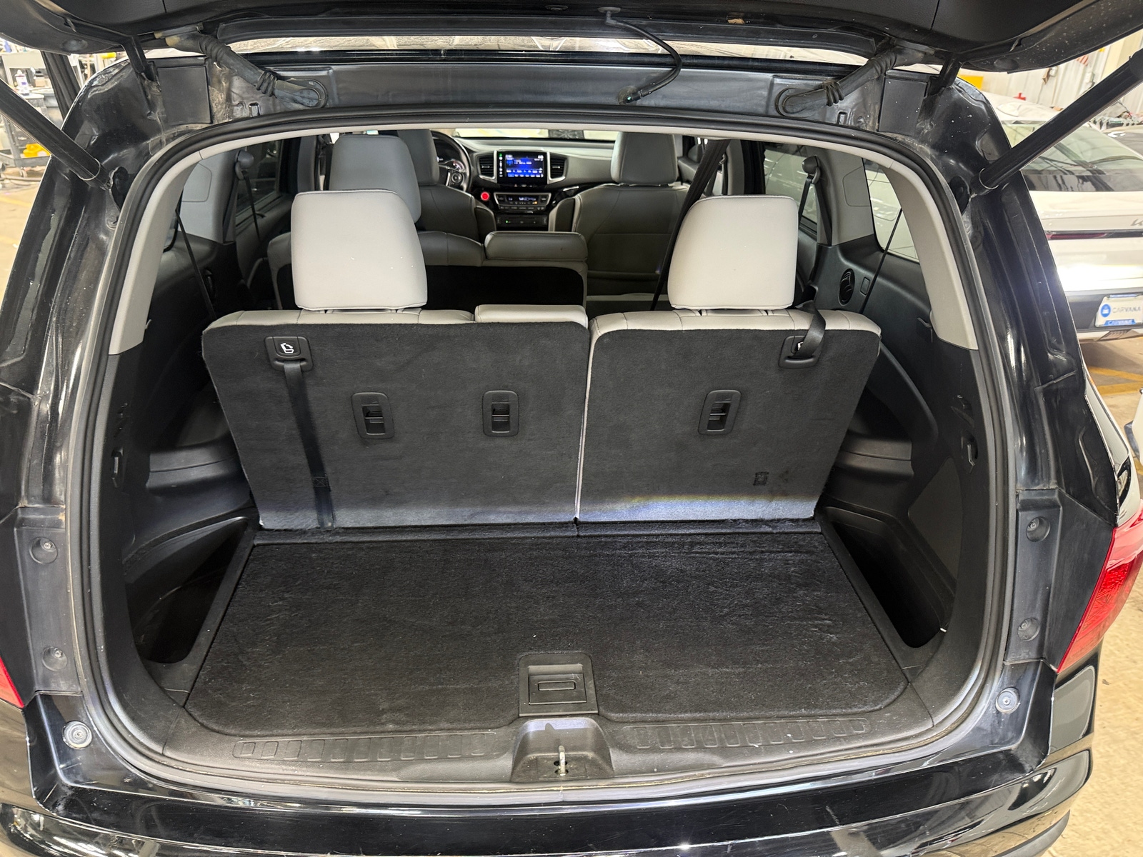 Thumbnail: 2016 Honda Pilot - 7