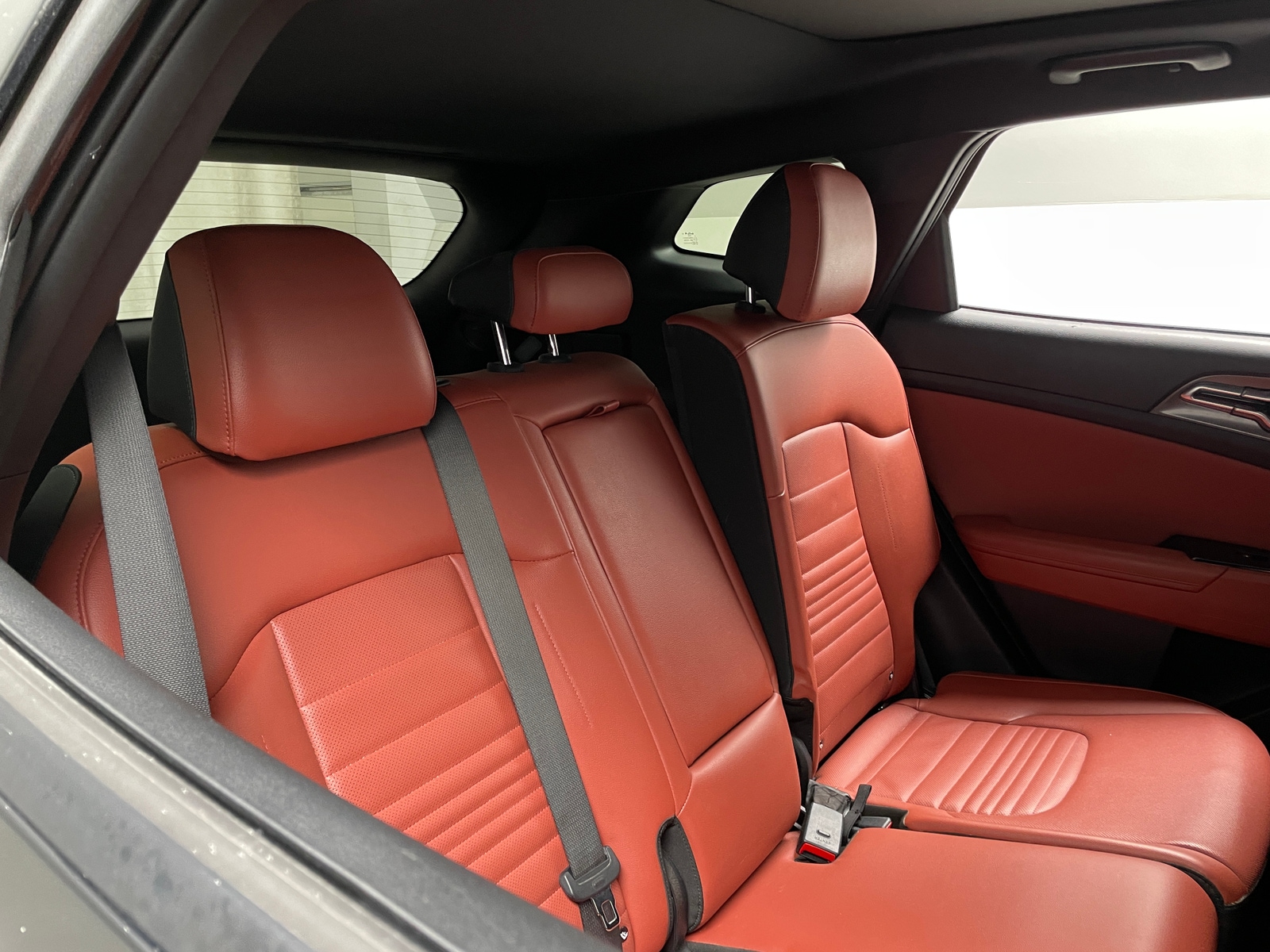 Thumbnail: 2023 Kia Sportage - 5