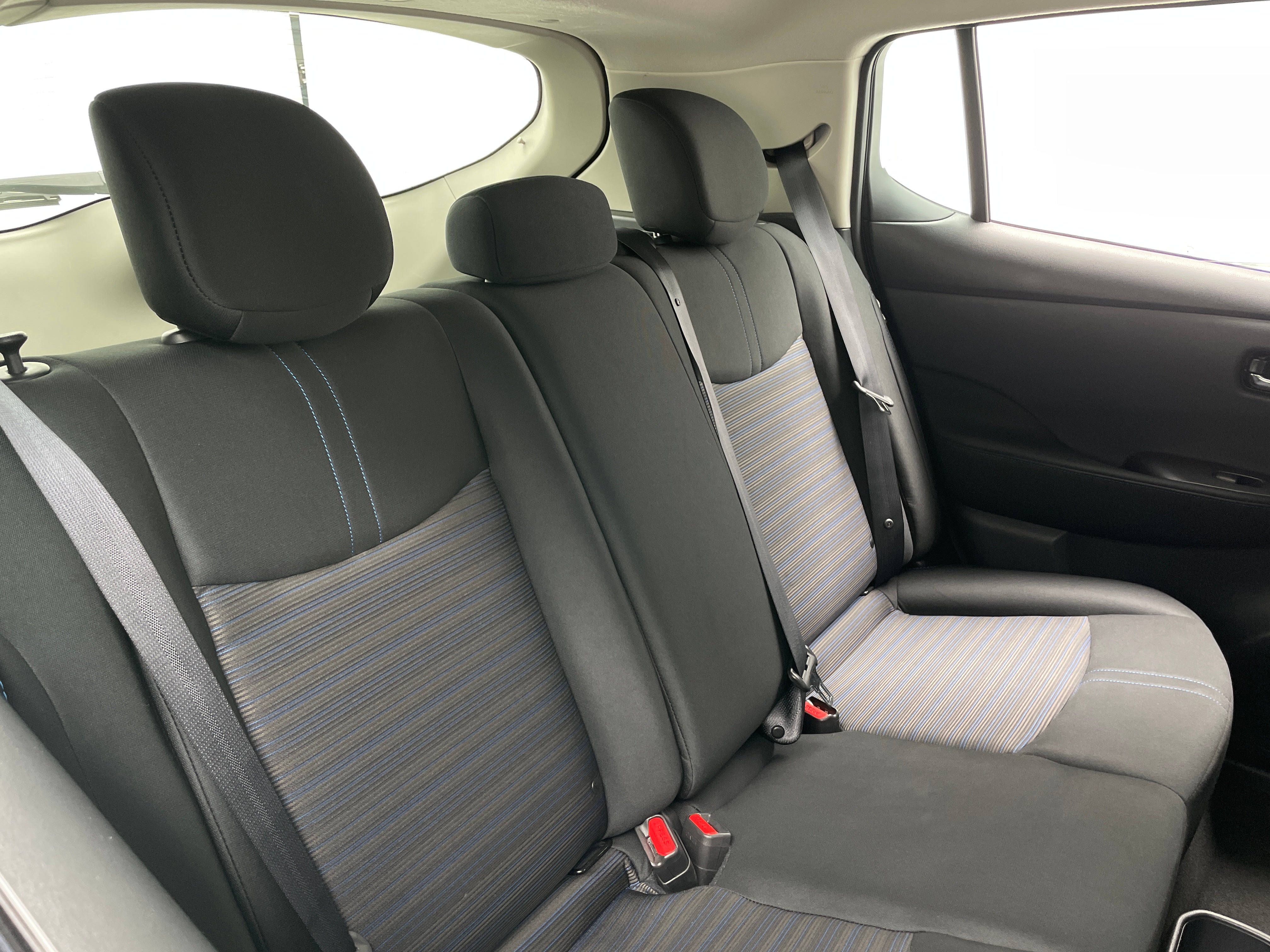 Used 2025 Nissan Leaf S with VIN 1N4AZ1BV1SC557306 for sale in Auburn, WA
