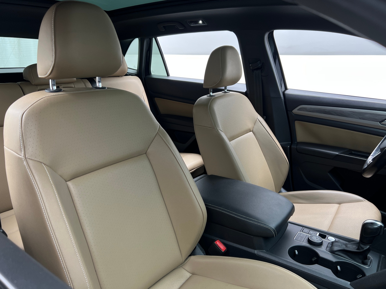 Thumbnail: 2020 Volkswagen Atlas - 2