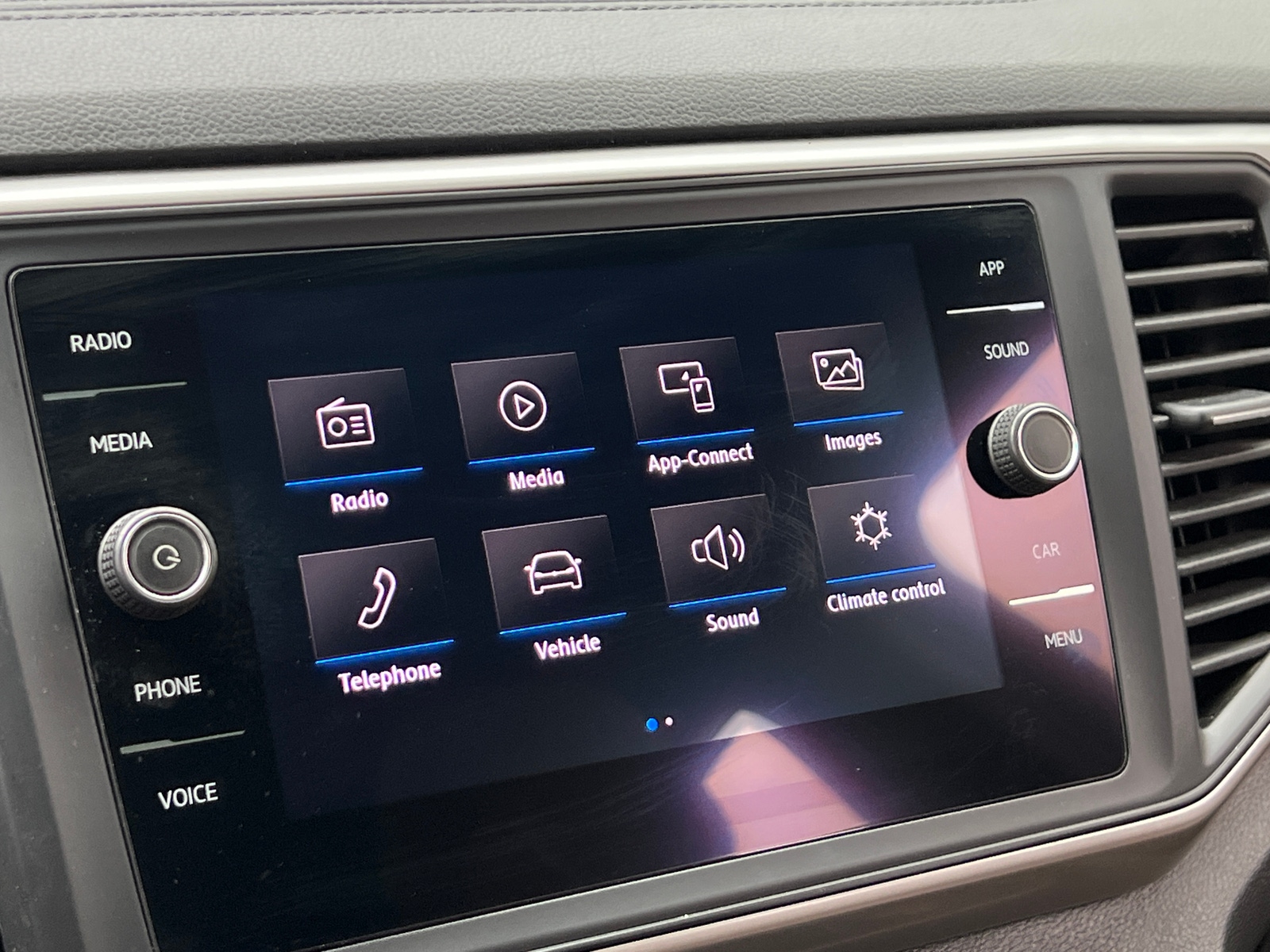 Thumbnail: 2020 Volkswagen Atlas - 4