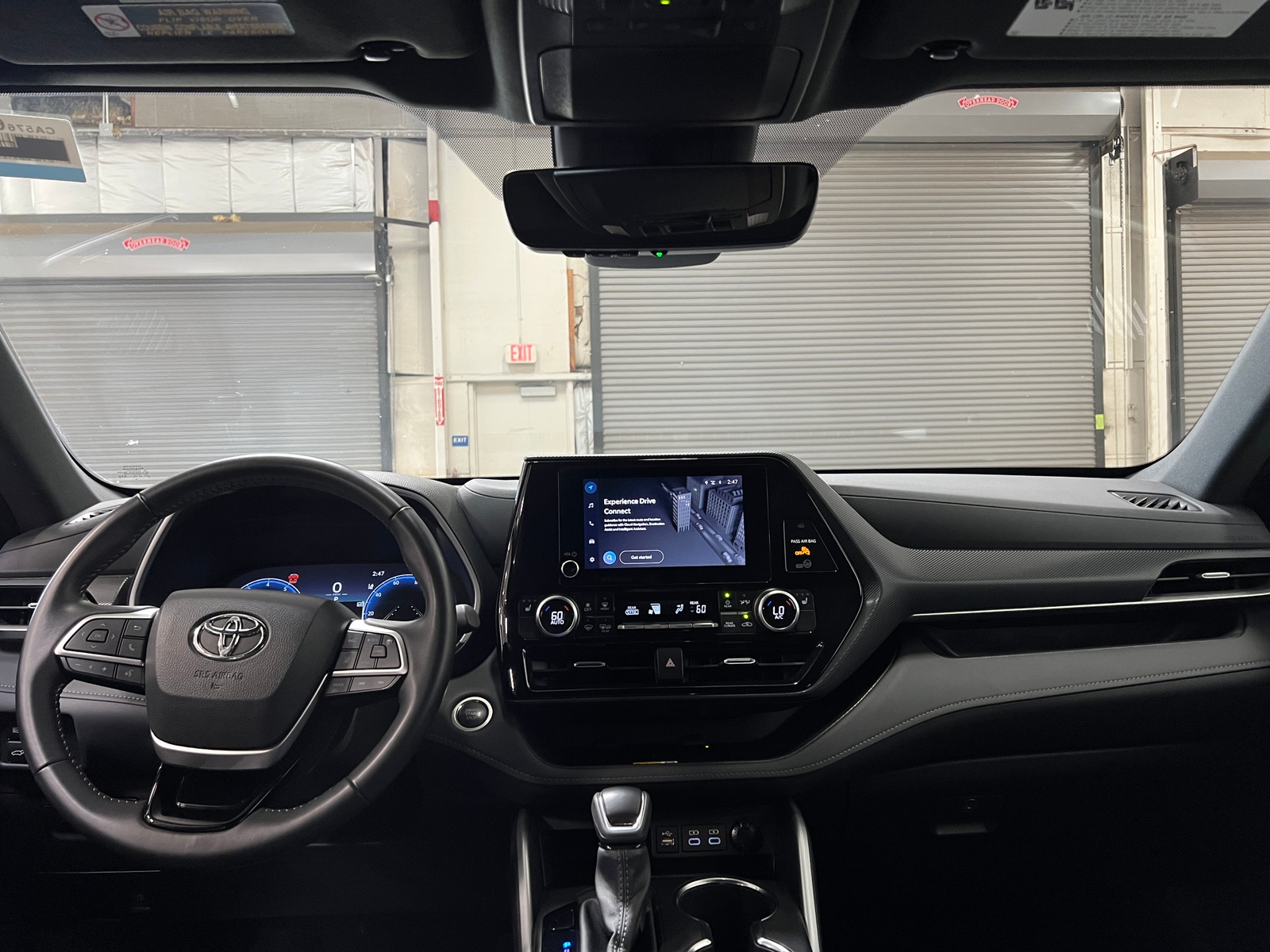 Thumbnail: 2025 Toyota Highlander - 2