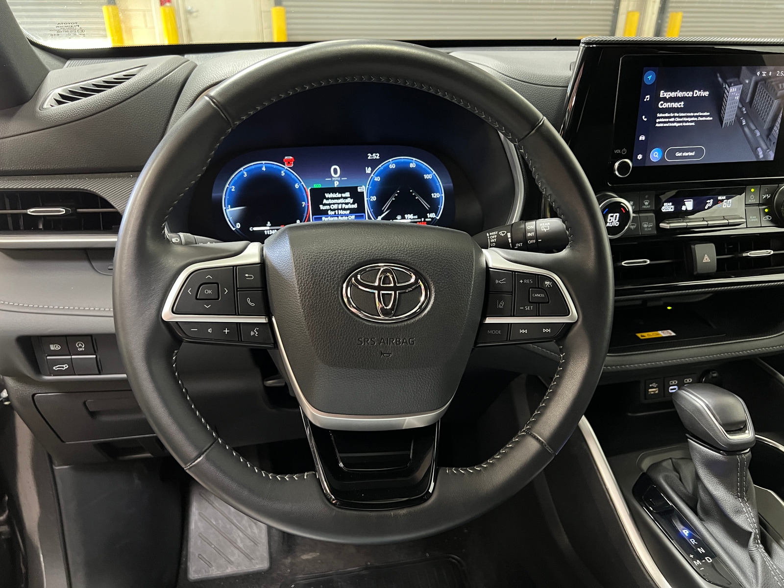 Thumbnail: 2025 Toyota Highlander - 4
