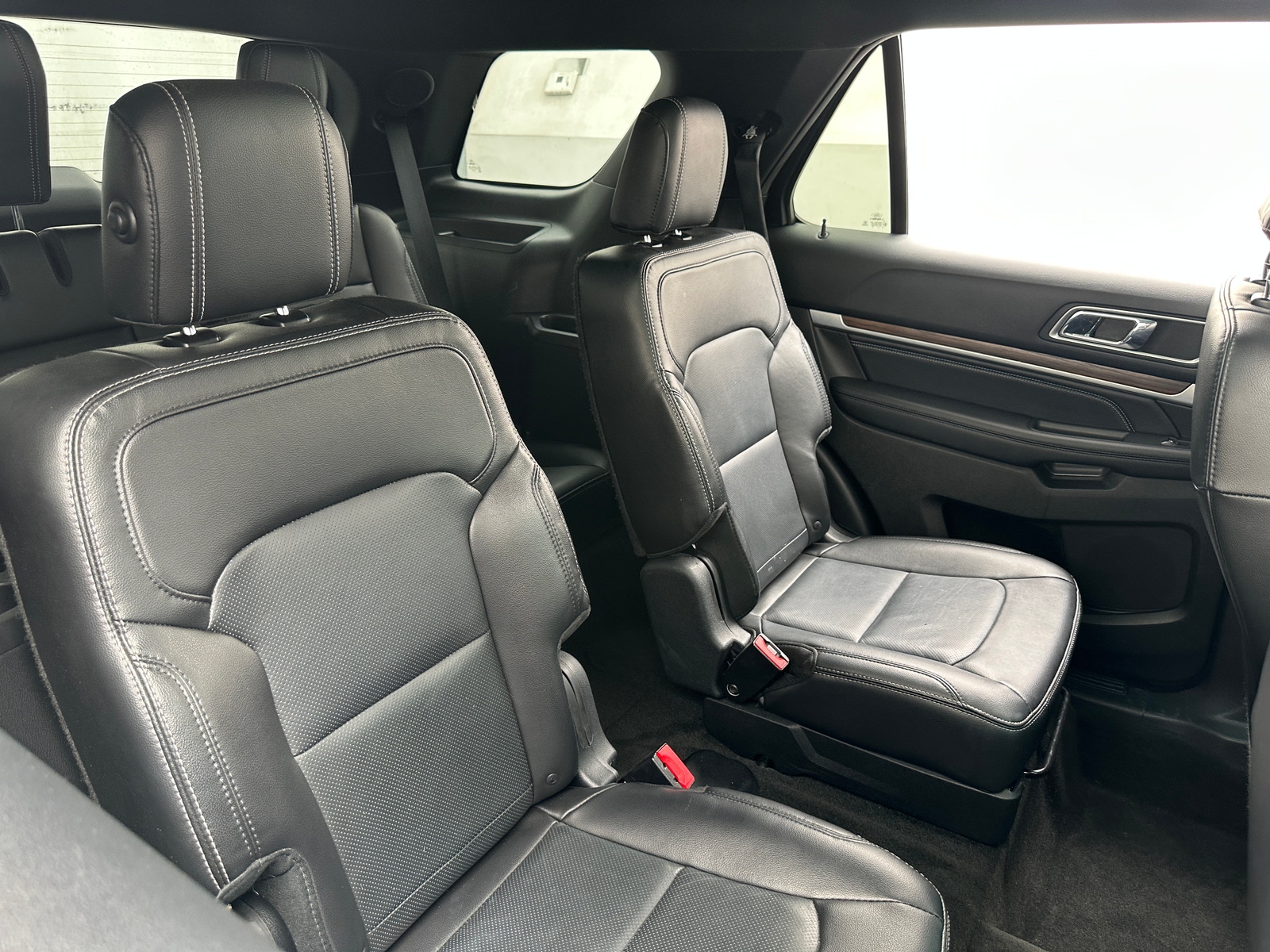 Thumbnail: 2017 Ford Explorer - 5
