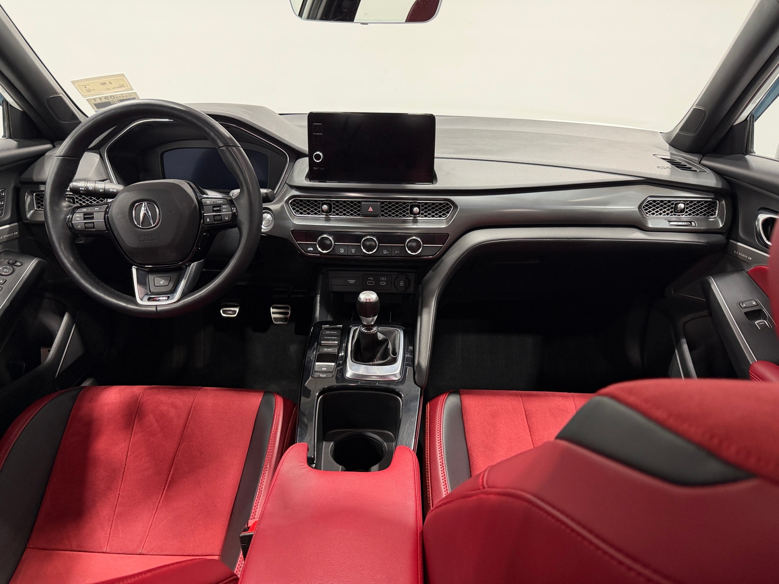 Thumbnail: 2023 Acura Integra - 2