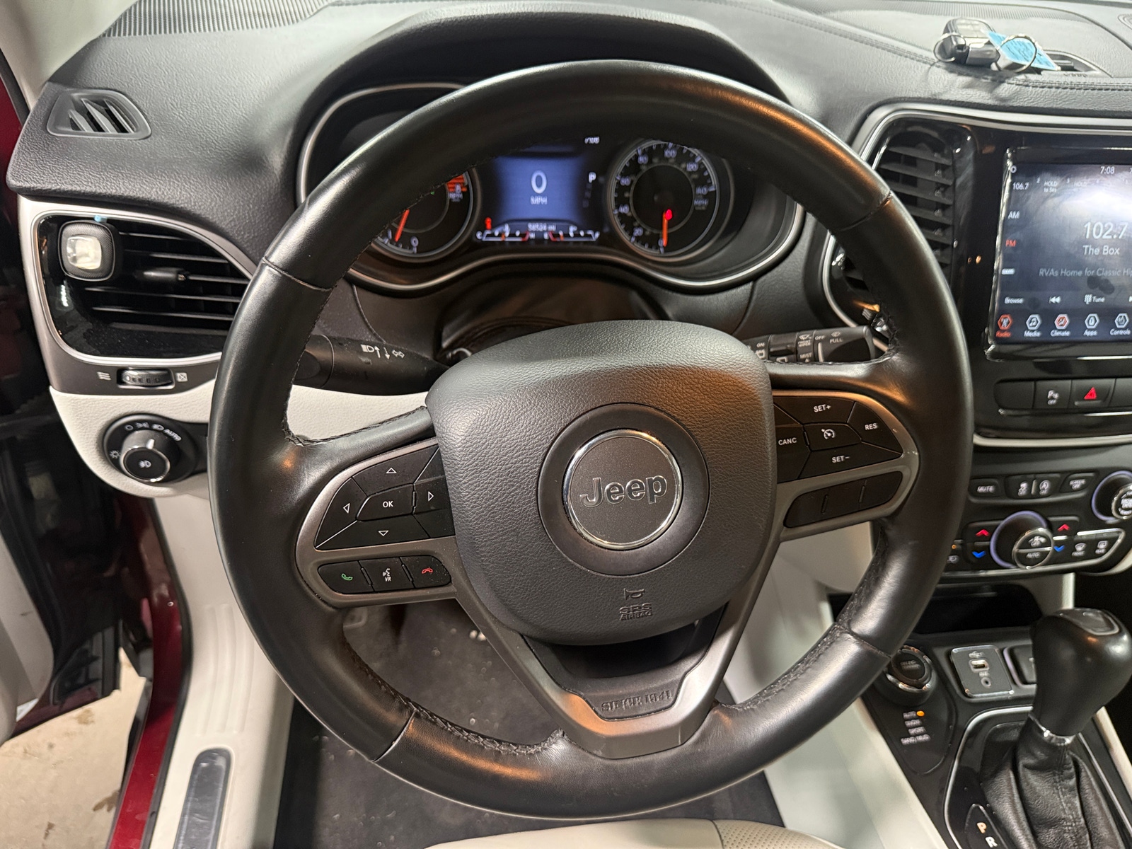 Thumbnail: 2019 Jeep Cherokee - 4